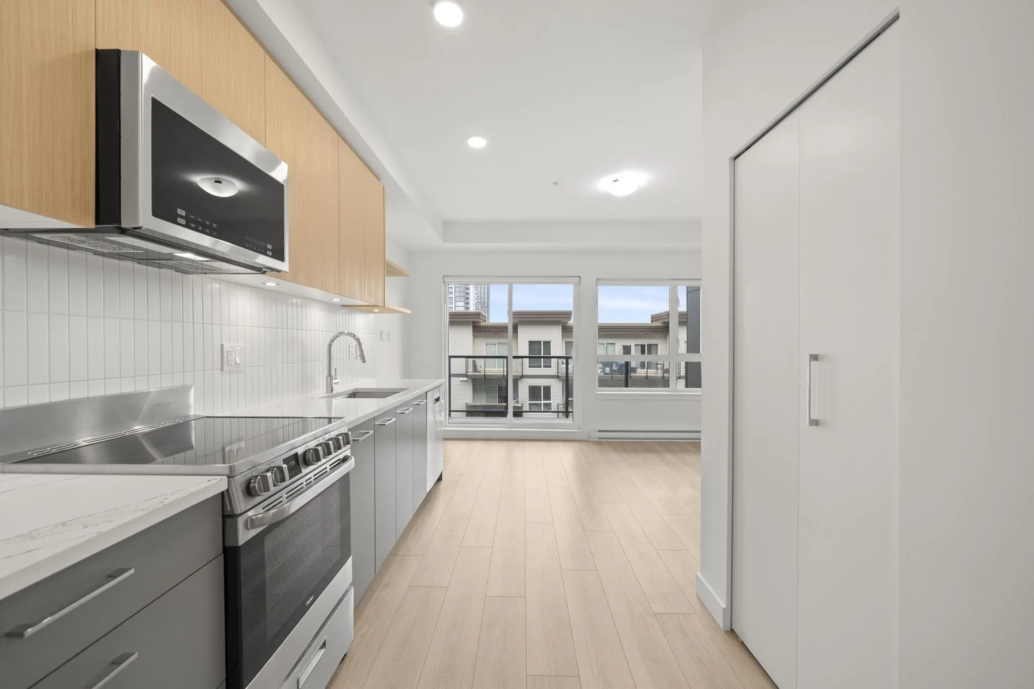 10777 138 Street #412