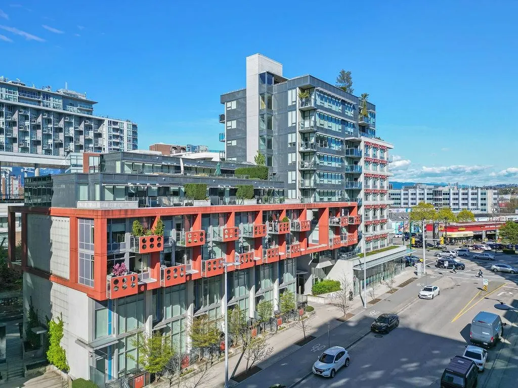 161 E 1st Avenue #601