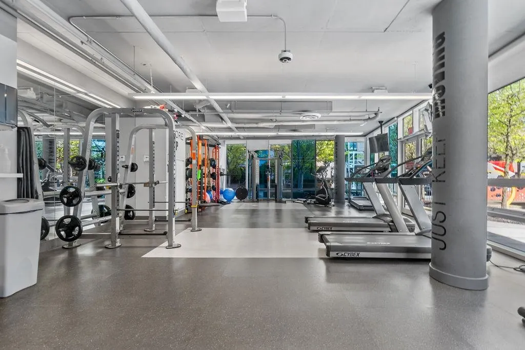 161 E 1st Avenue #601