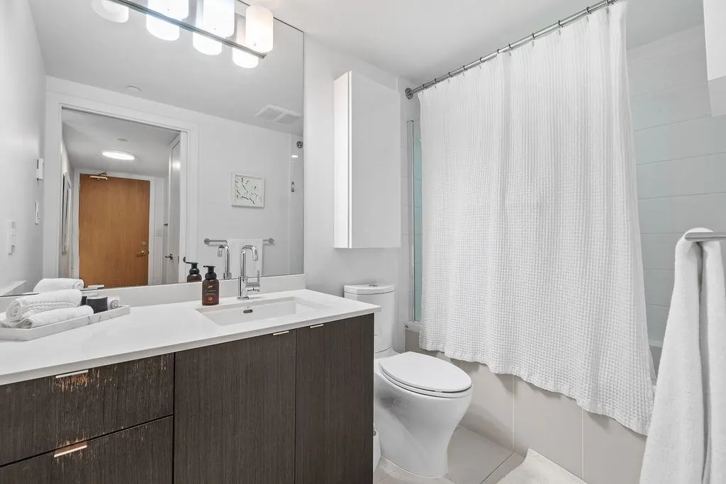 161 E 1st Avenue #601