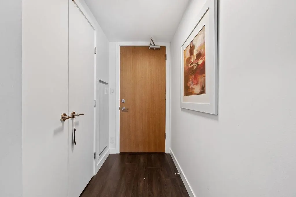 161 E 1st Avenue #601