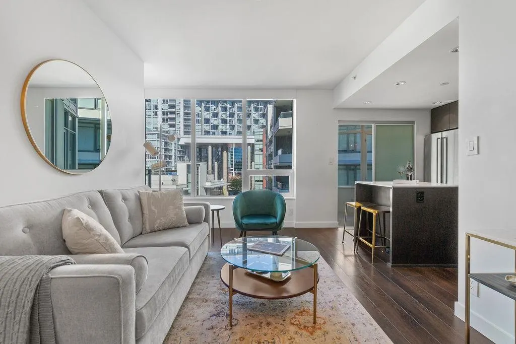 161 E 1st Avenue #601