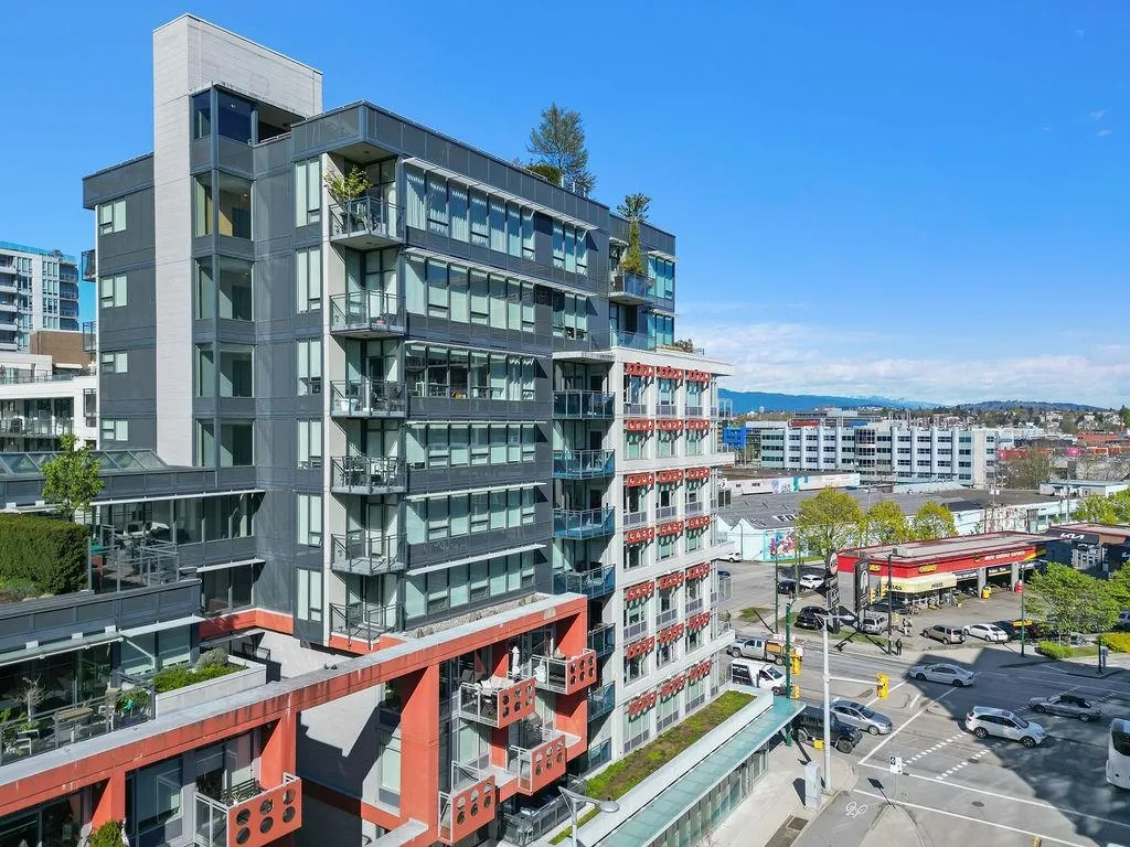 161 E 1st Avenue #601