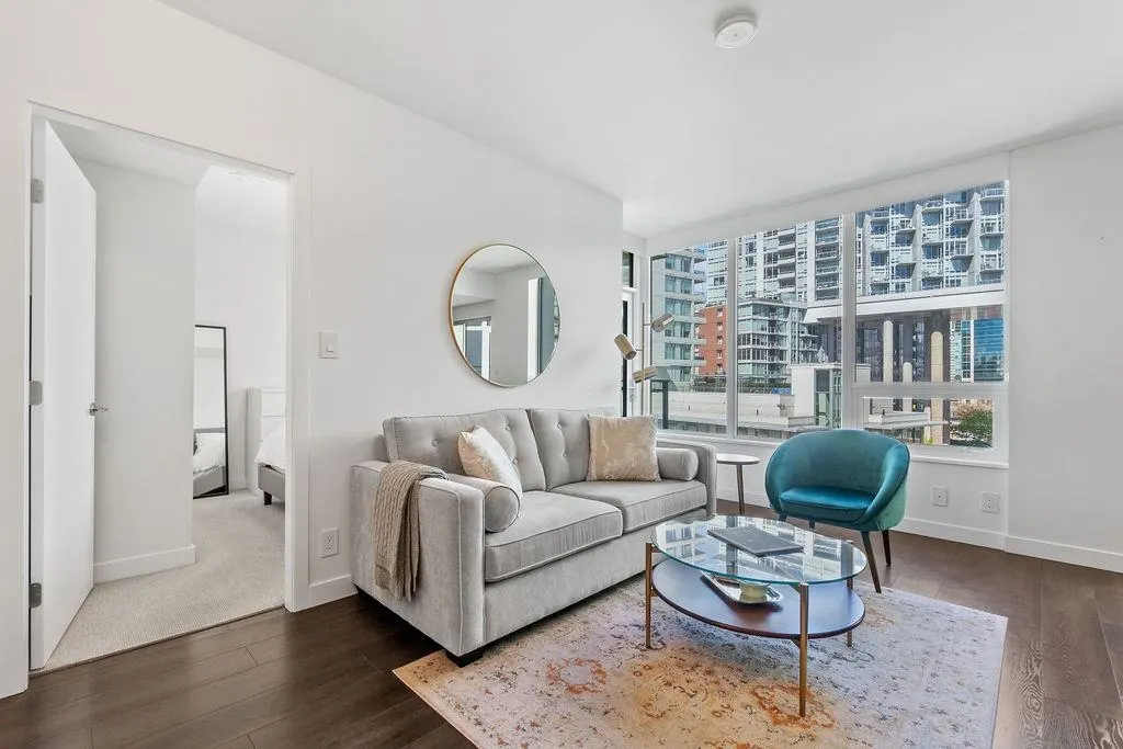 161 E 1st Avenue #601