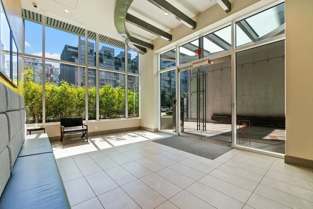 161 E 1st Avenue #601