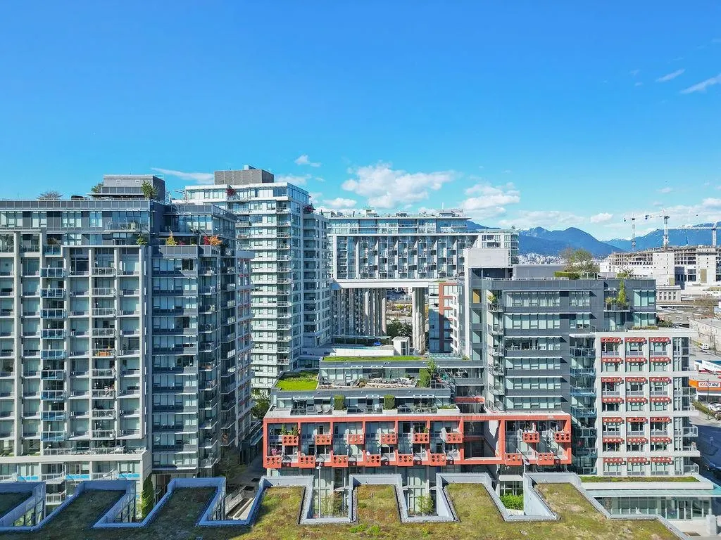 161 E 1st Avenue #601