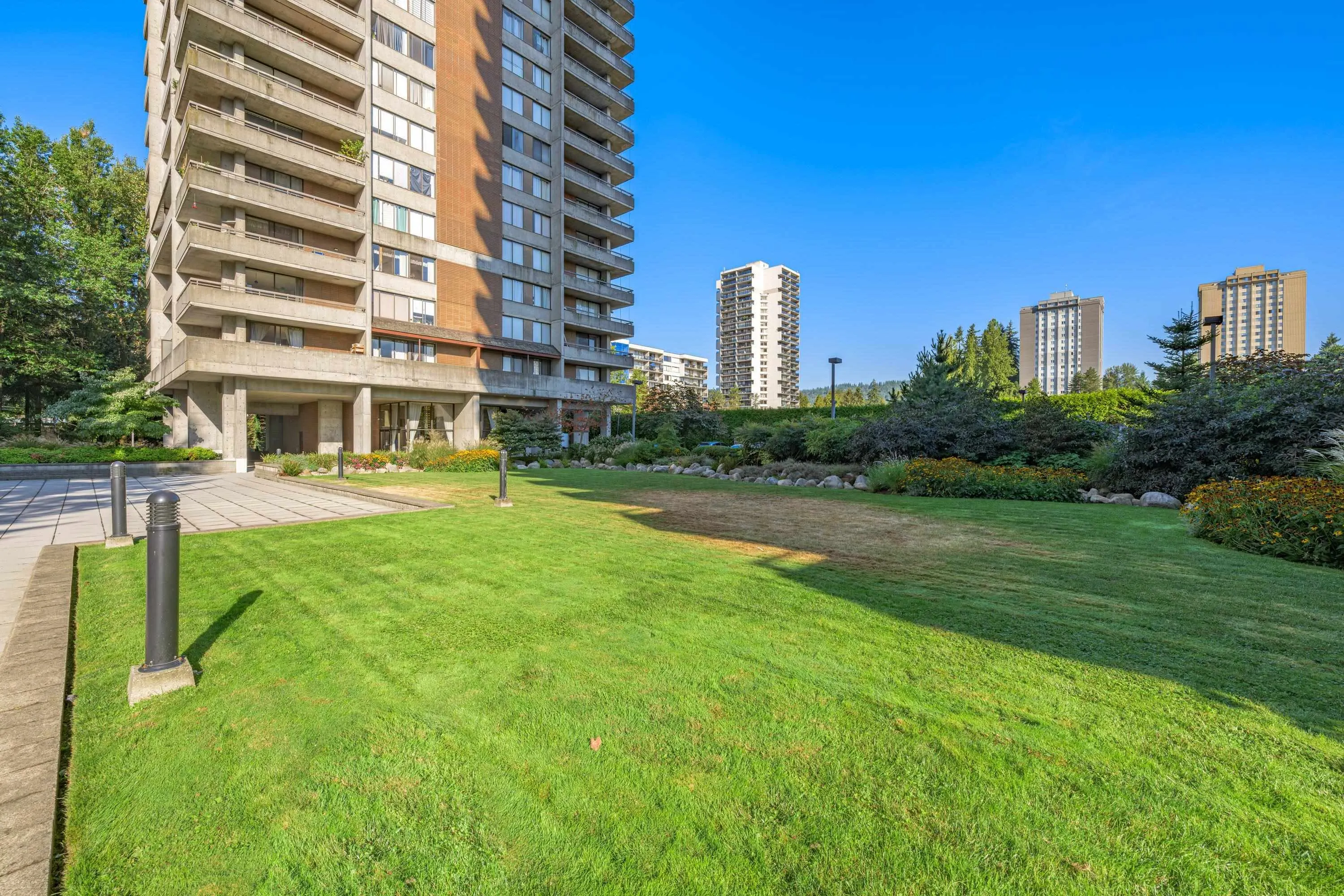 3755 Bartlett Court #1803