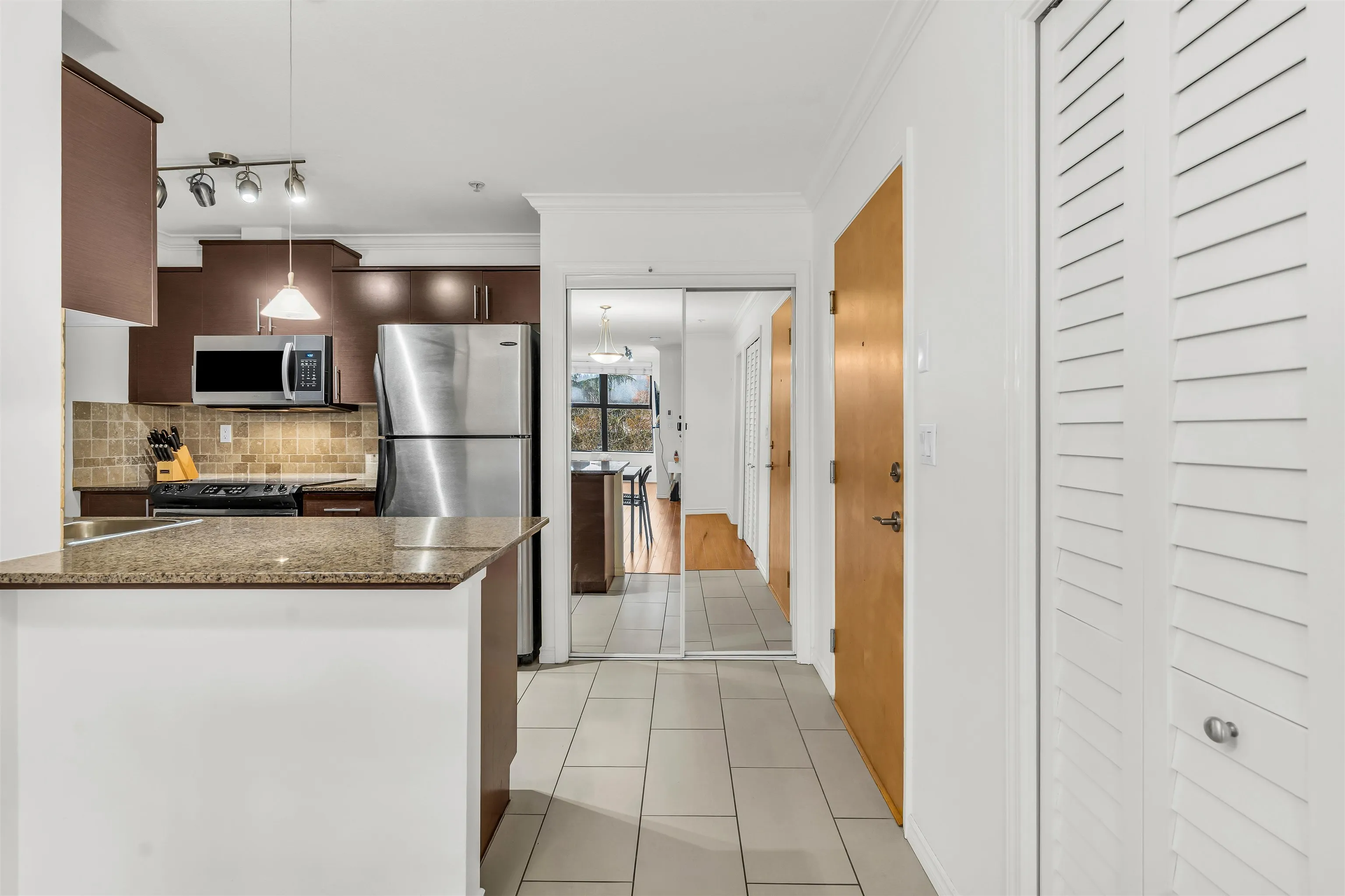 84 Grant Street #4011