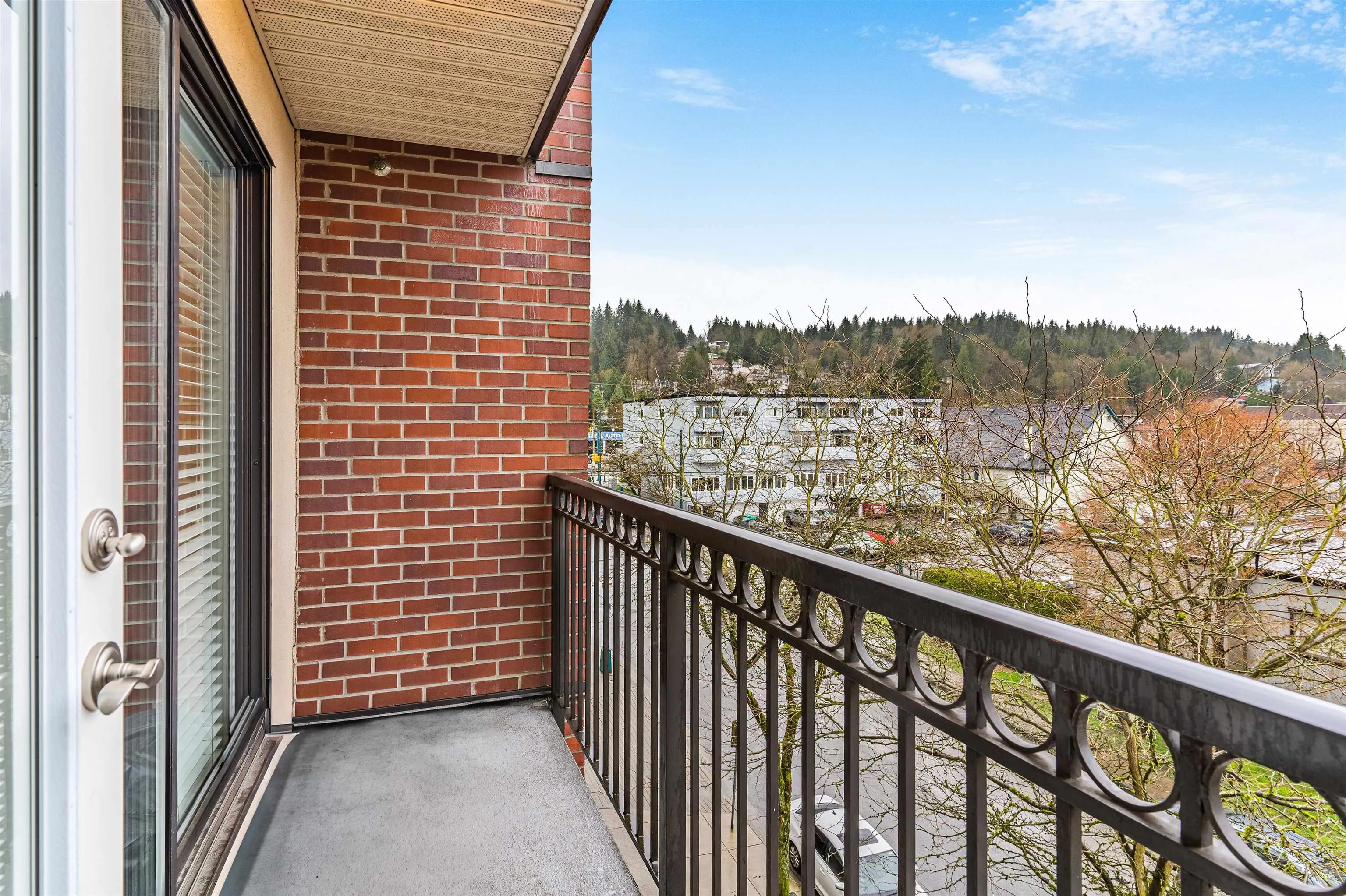 84 Grant Street #4011