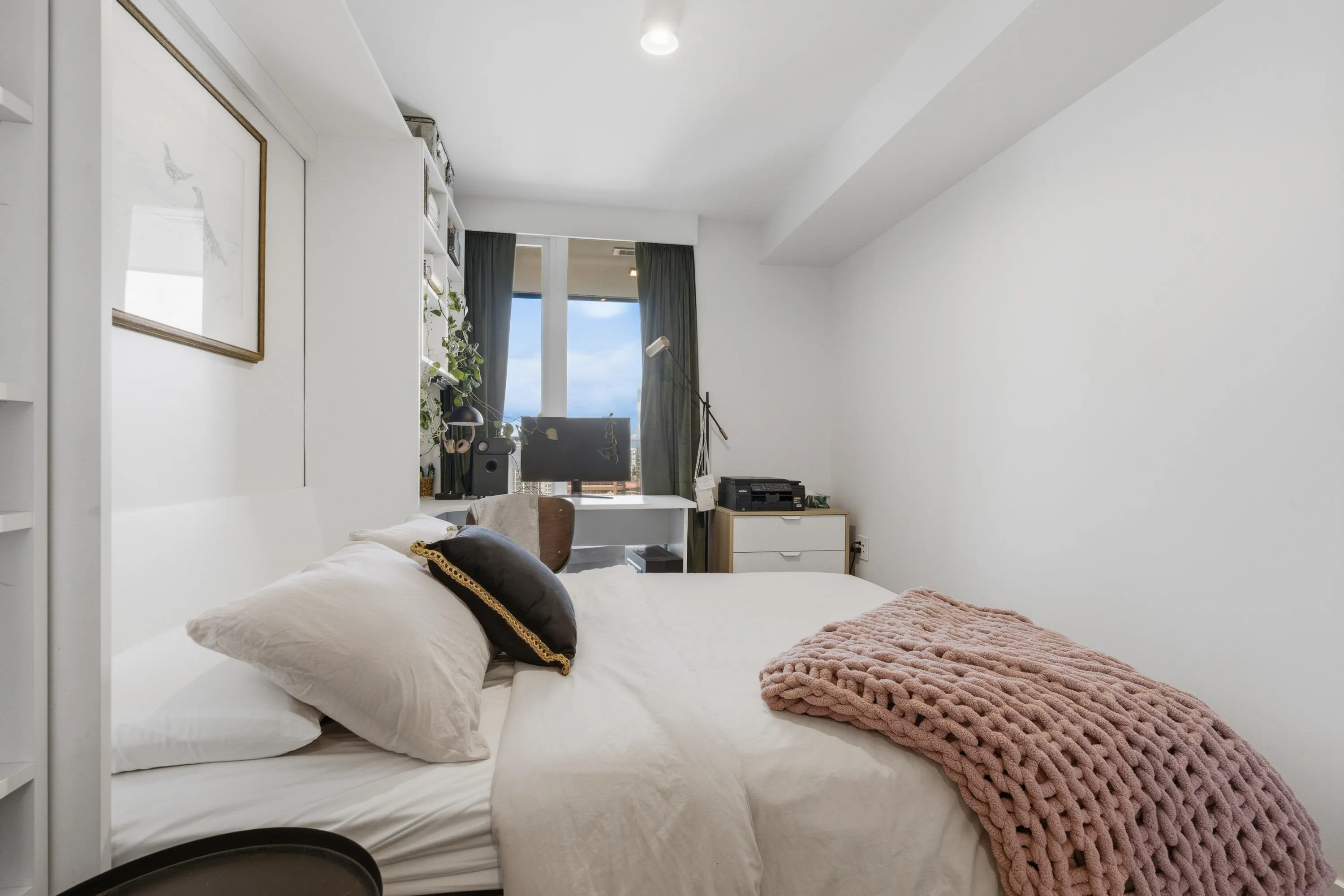 1111 Richards Street #2607