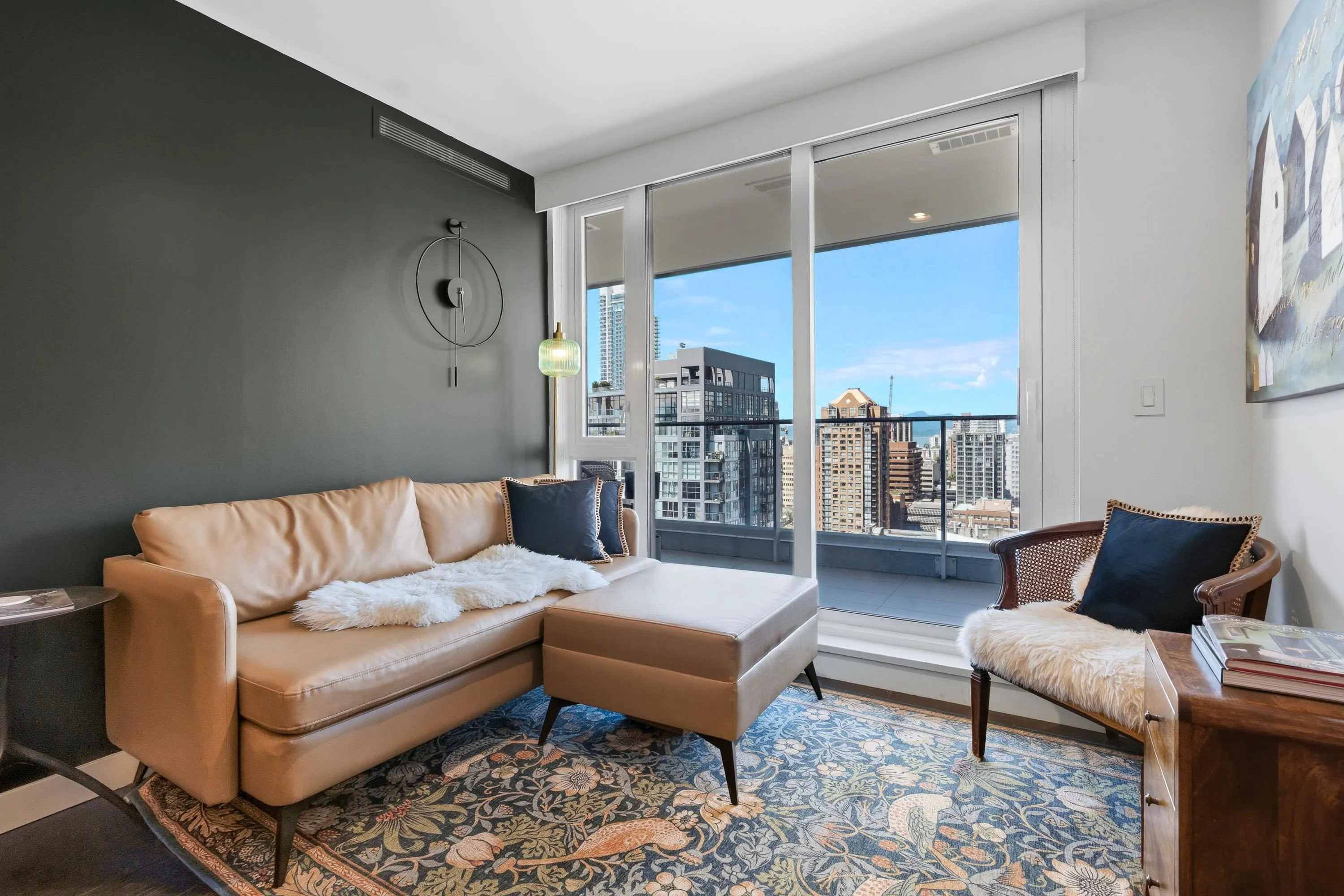 1111 Richards Street #2607
