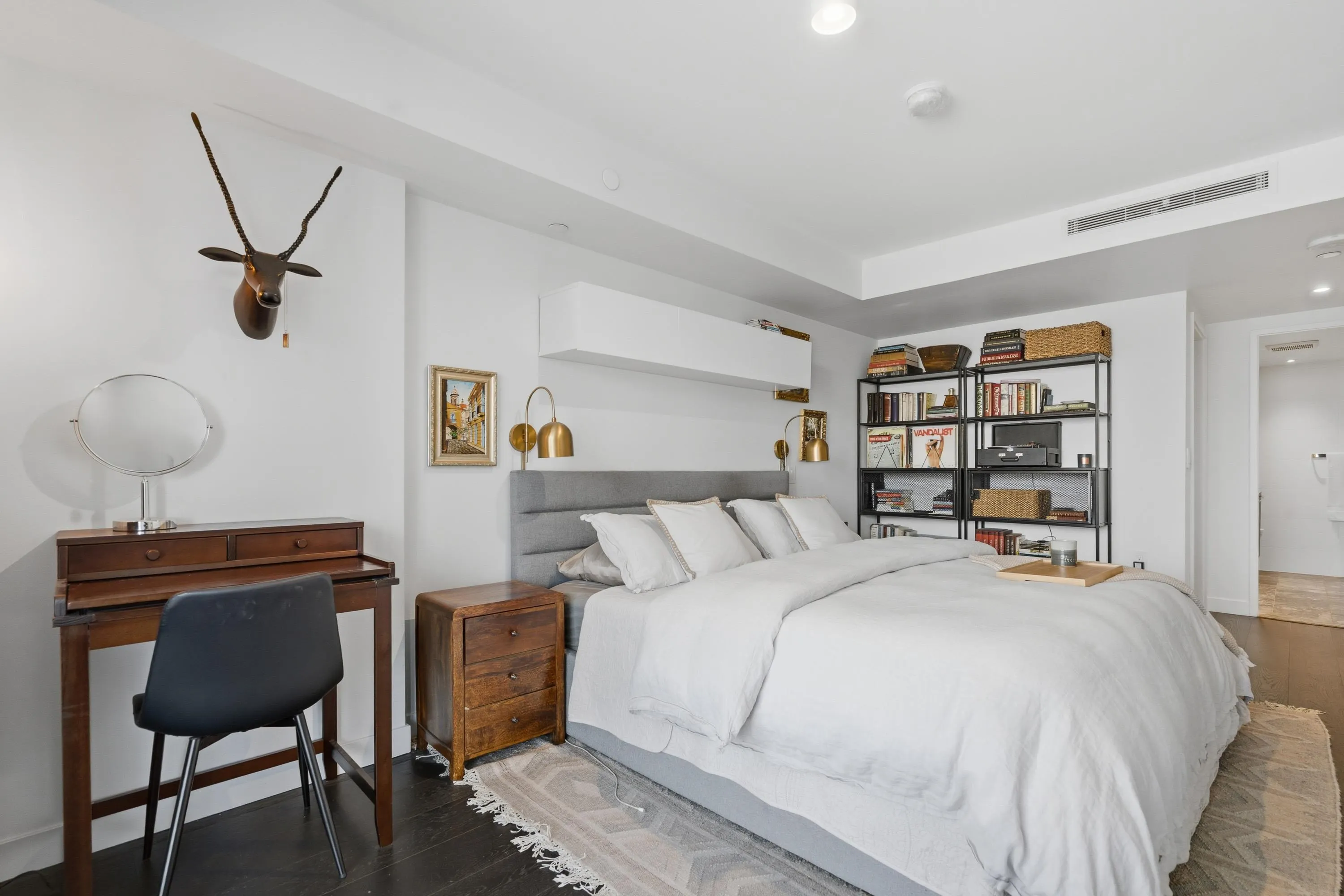 1111 Richards Street #2607