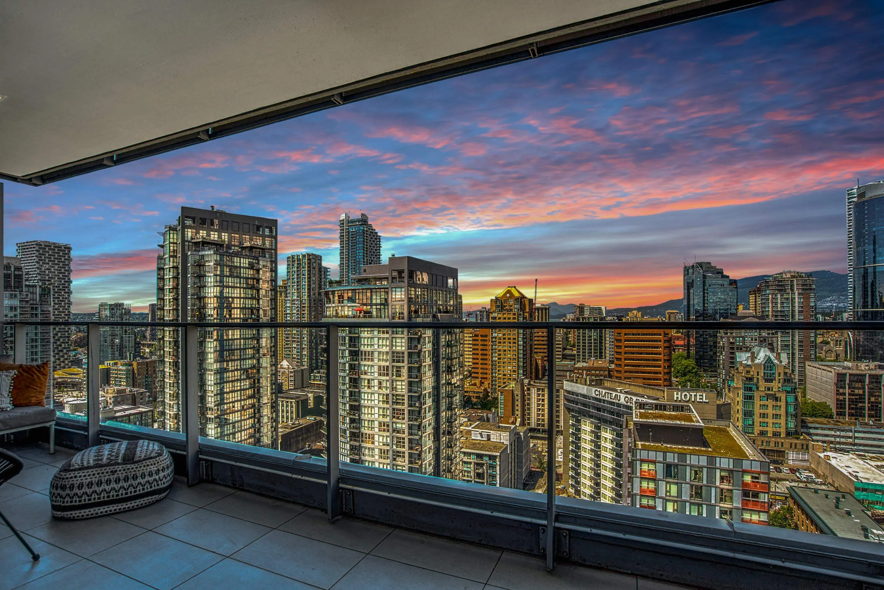 1111 Richards Street #2607