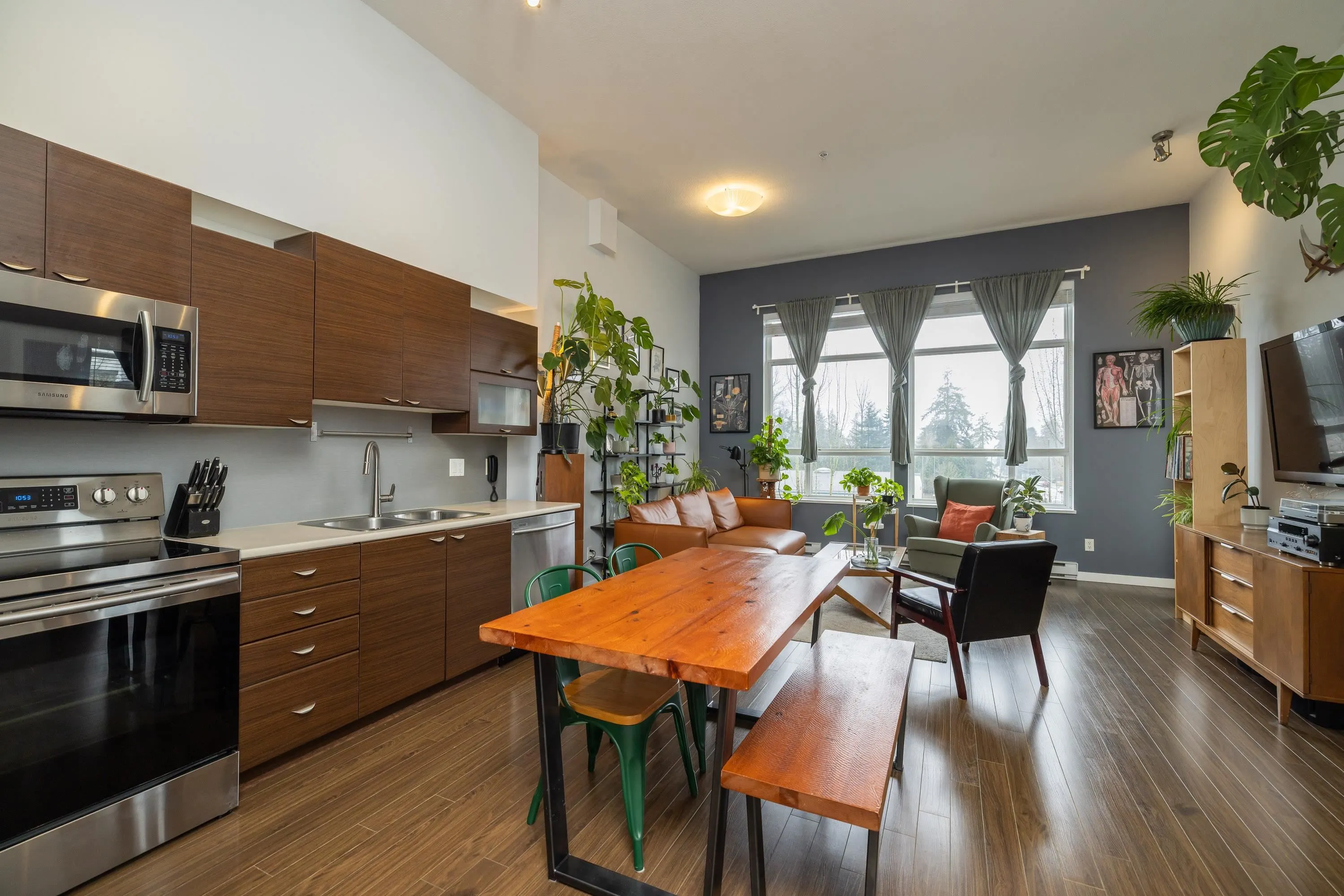 10788 139 Street #408