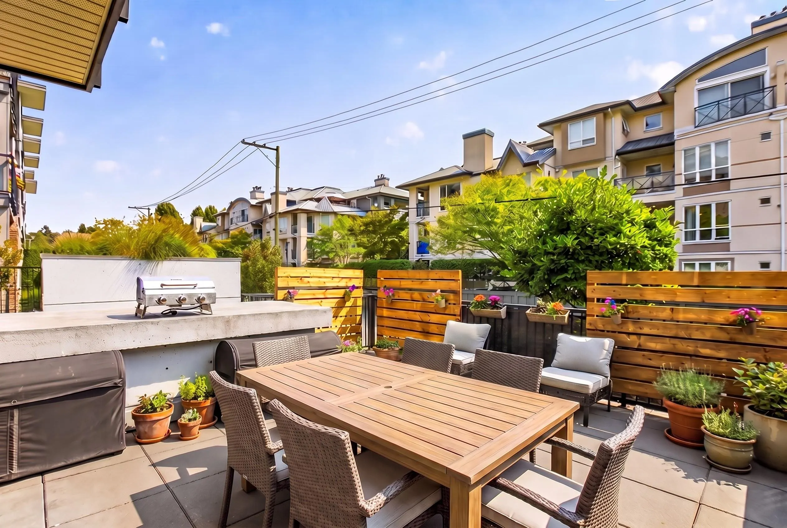 2460 Kelly Avenue #106