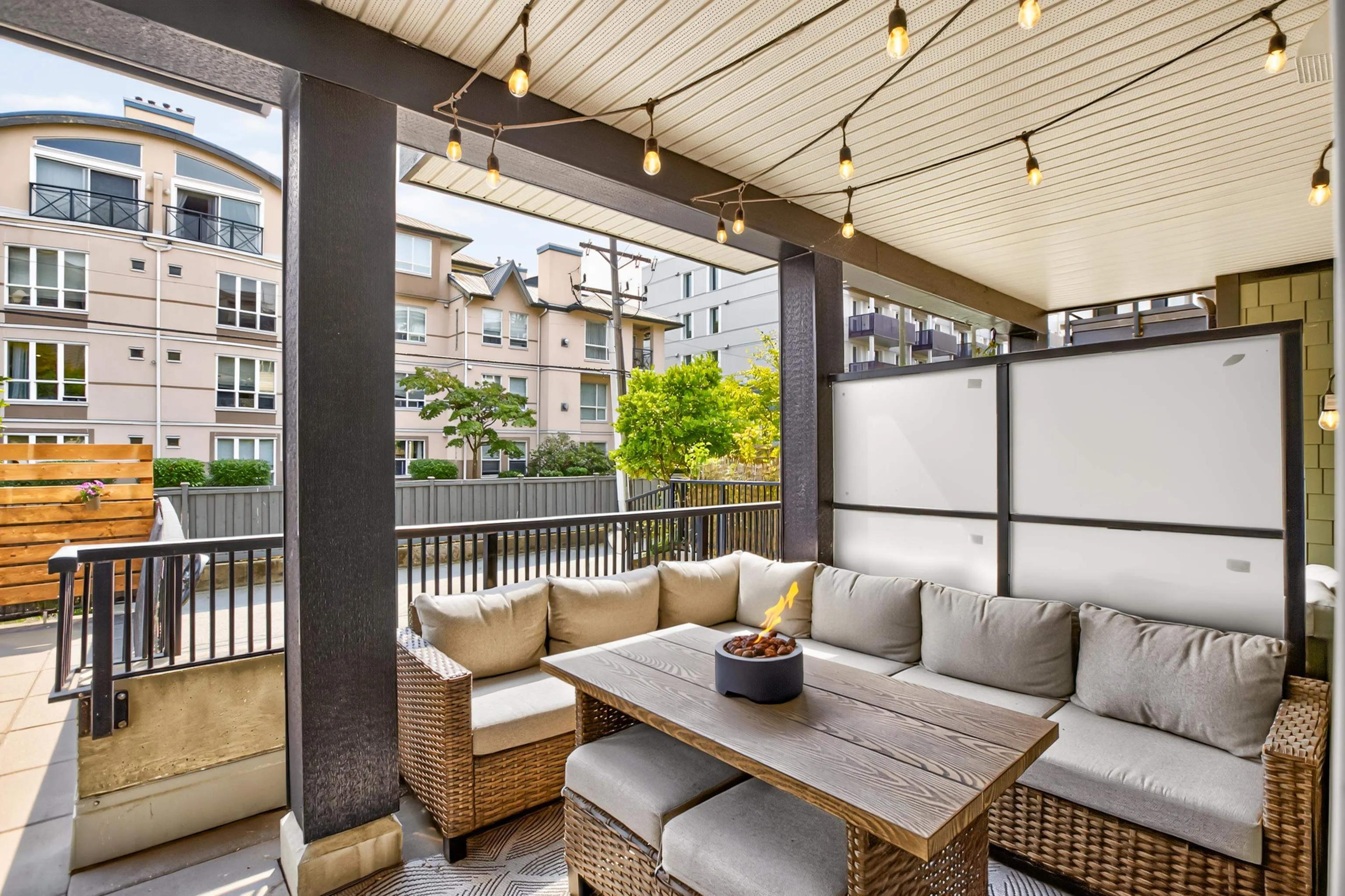 2460 Kelly Avenue #106
