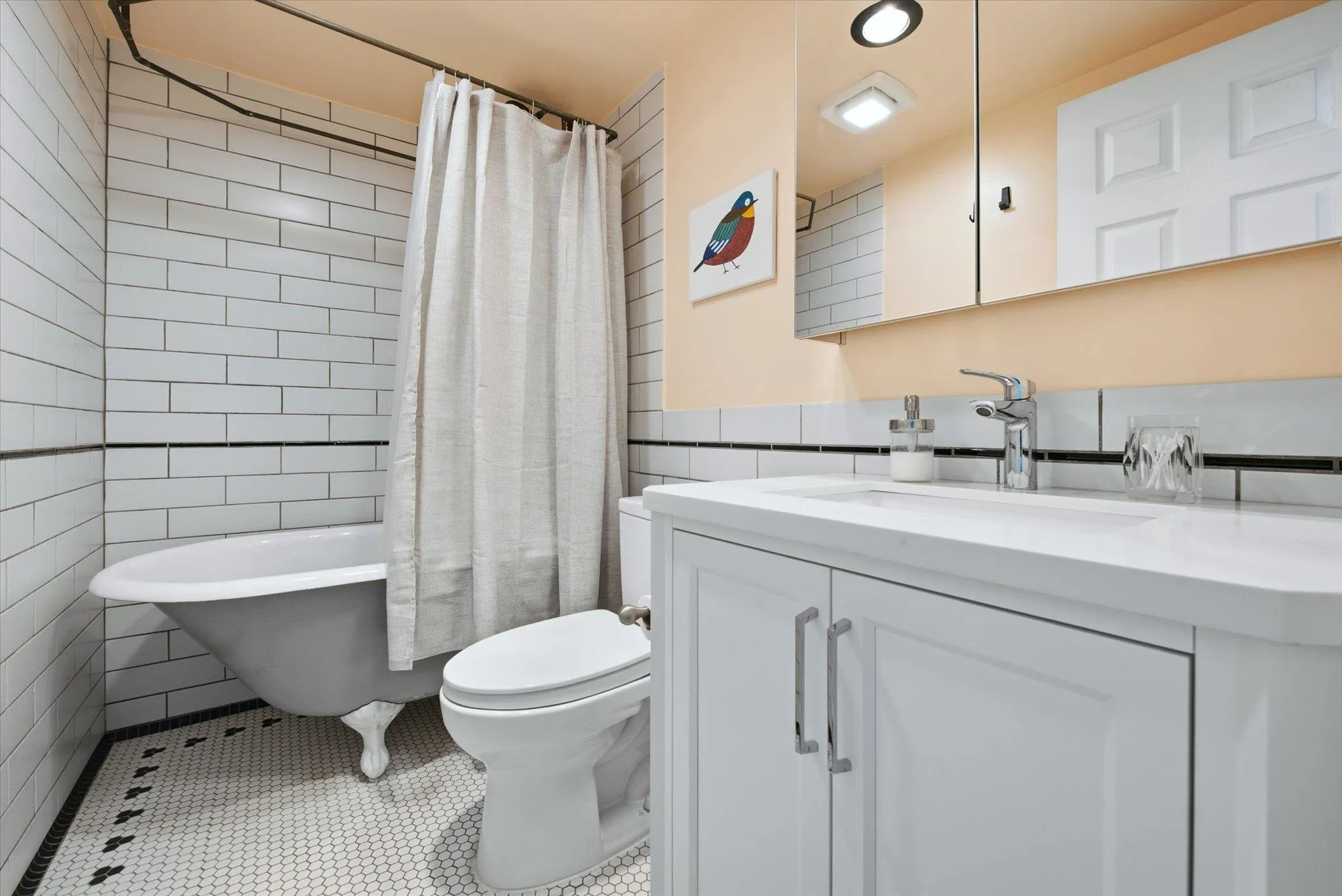 788 E 8th Avenue #102