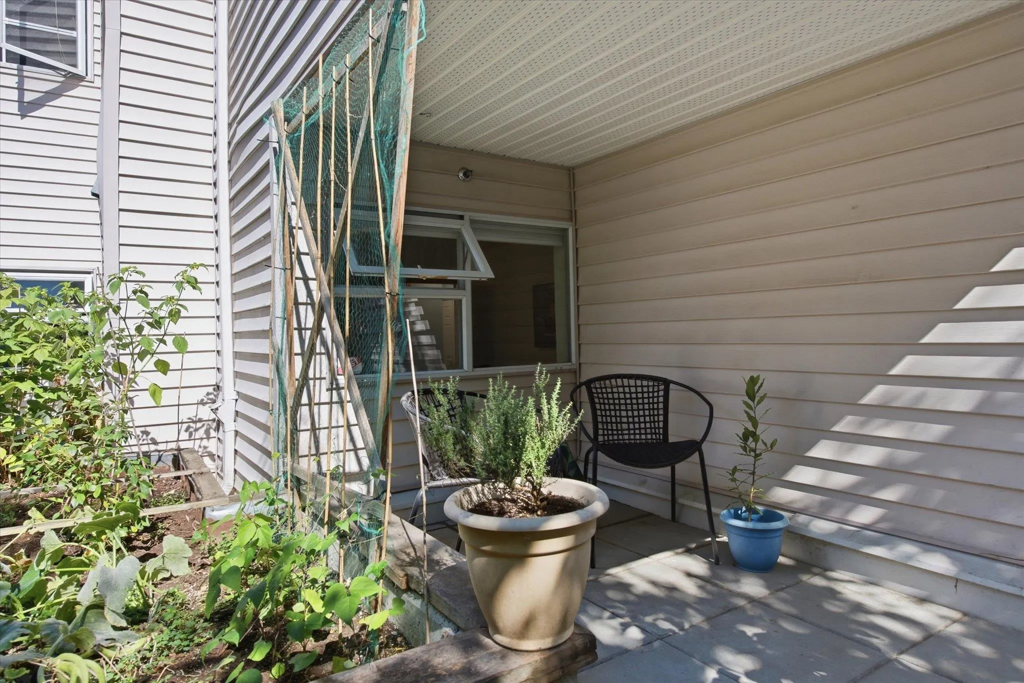 788 E 8th Avenue #102