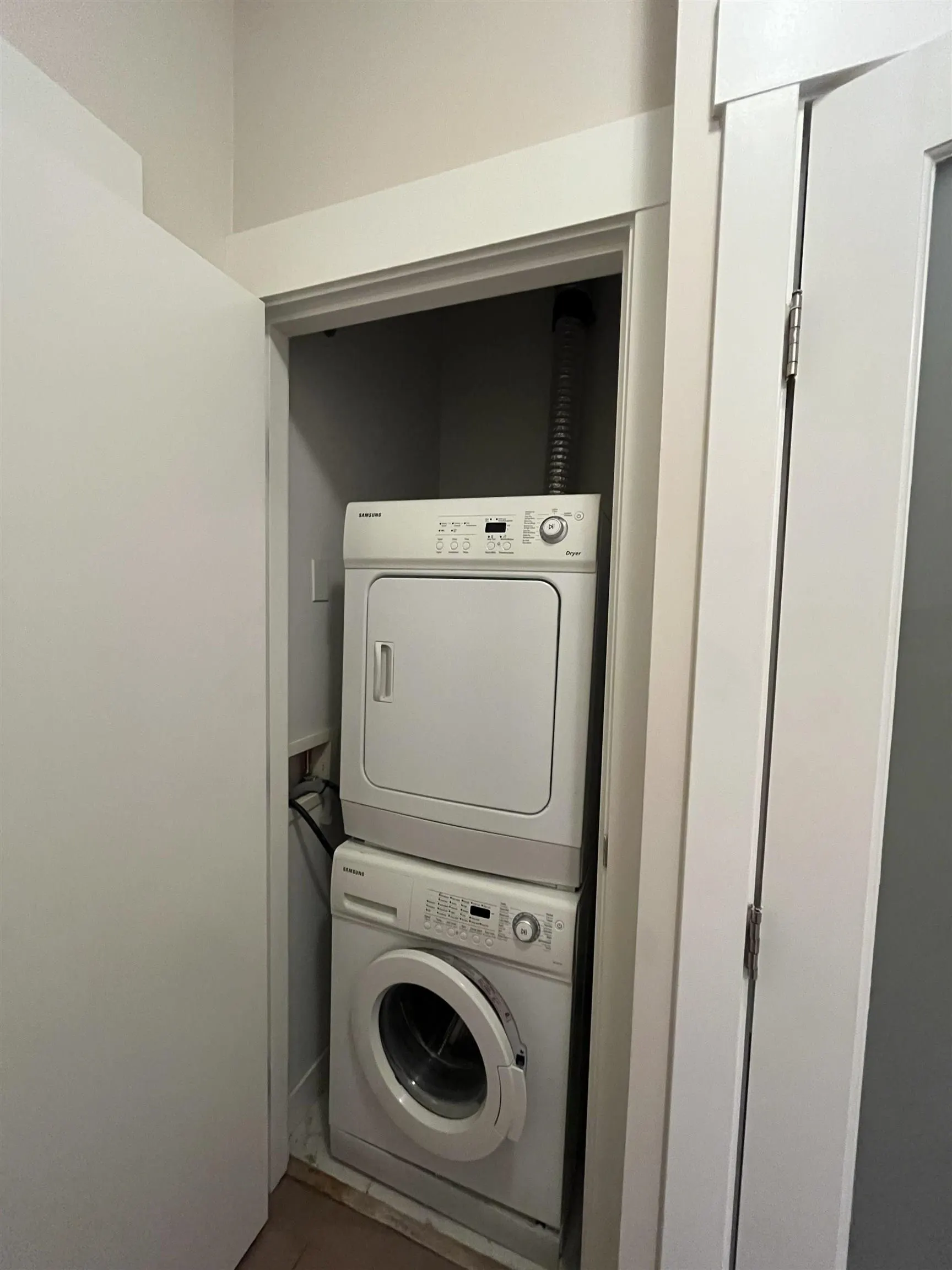 13380 108 Avenue #102