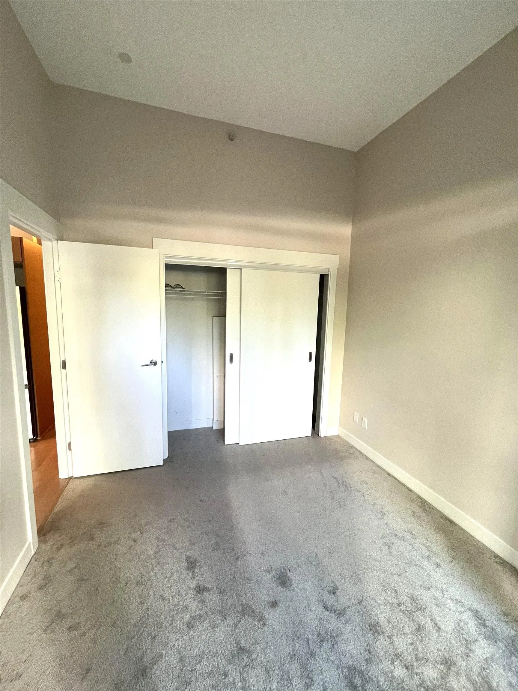 13380 108 Avenue #102