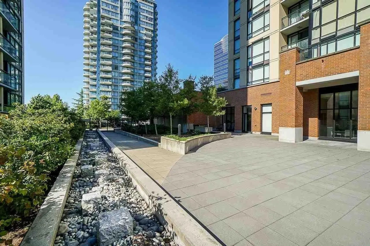 13380 108 Avenue #102