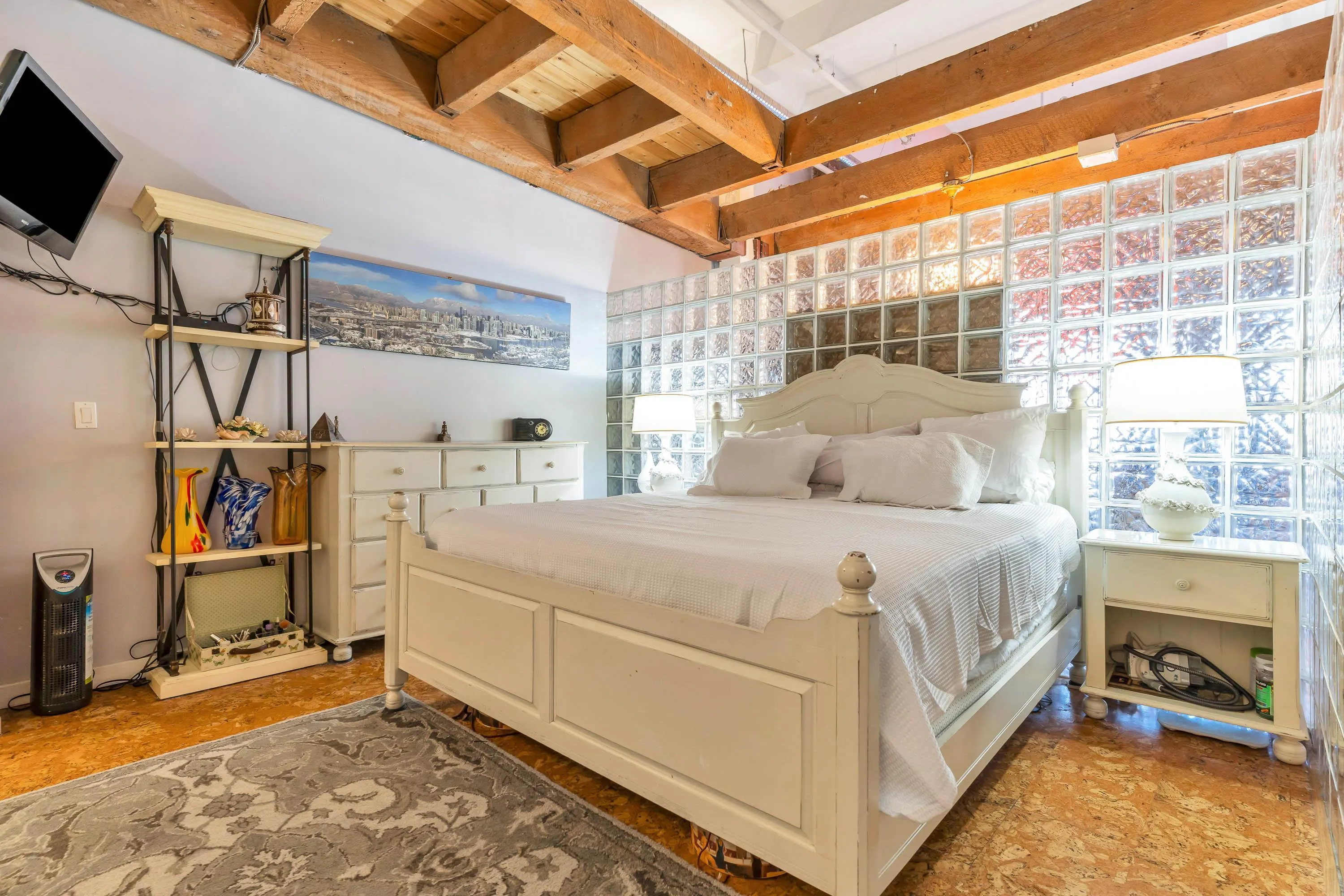 55 E Cordova Street #506