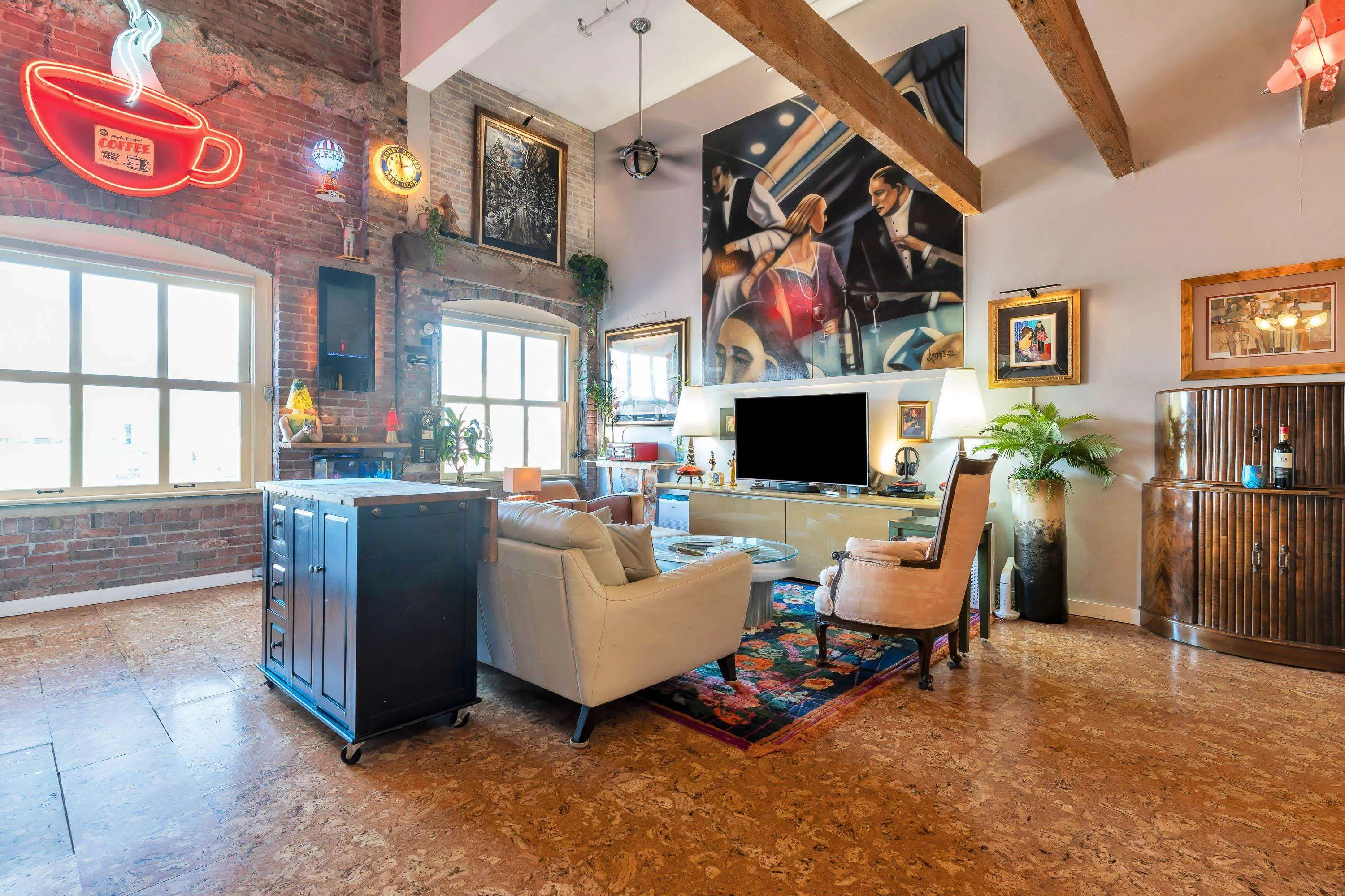 55 E Cordova Street #506