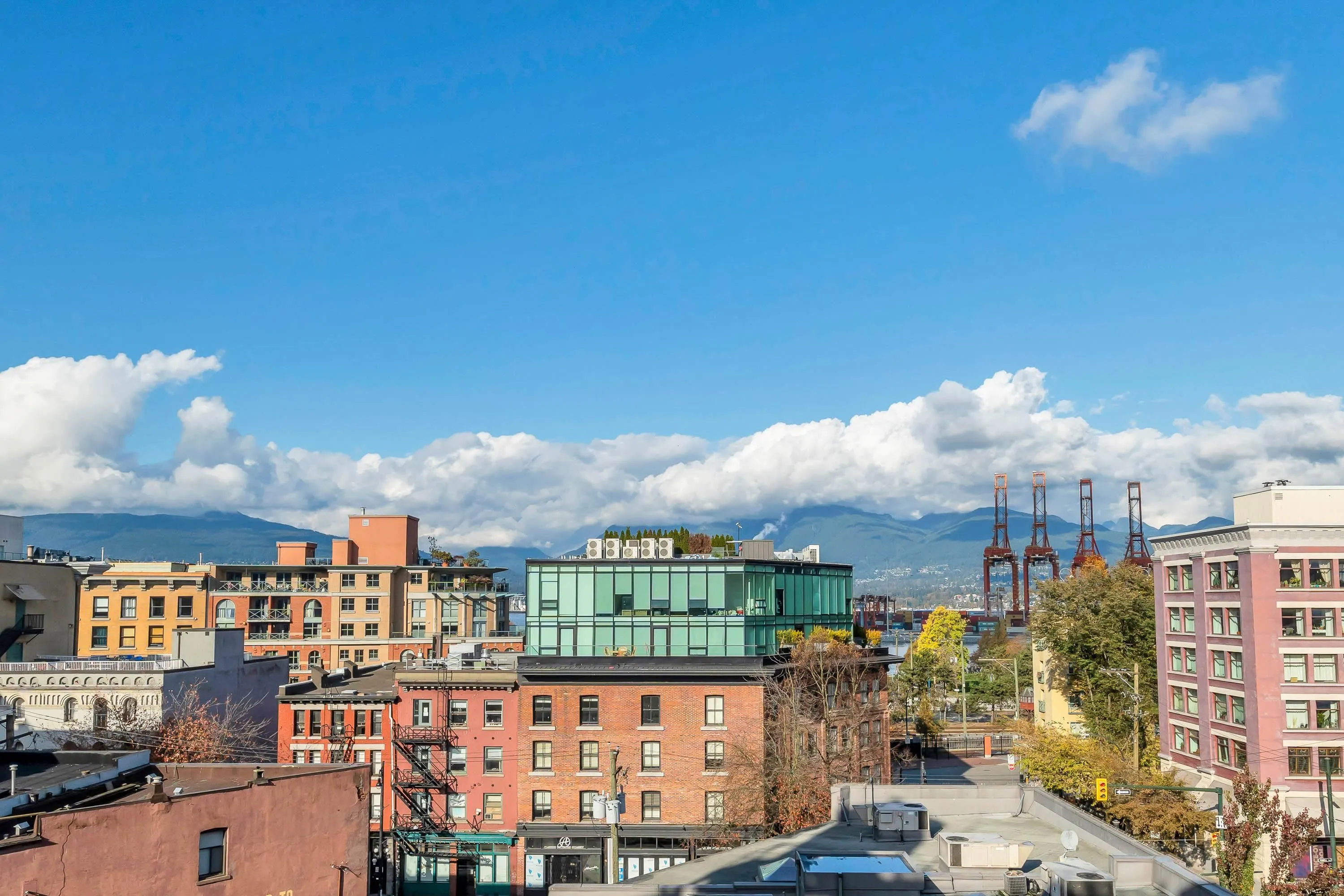 55 E Cordova Street #506