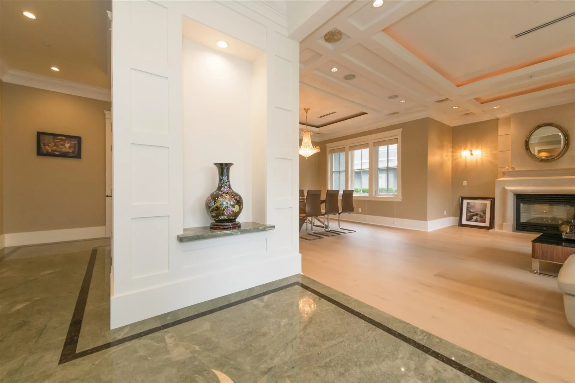 1121 W 39th Avenue