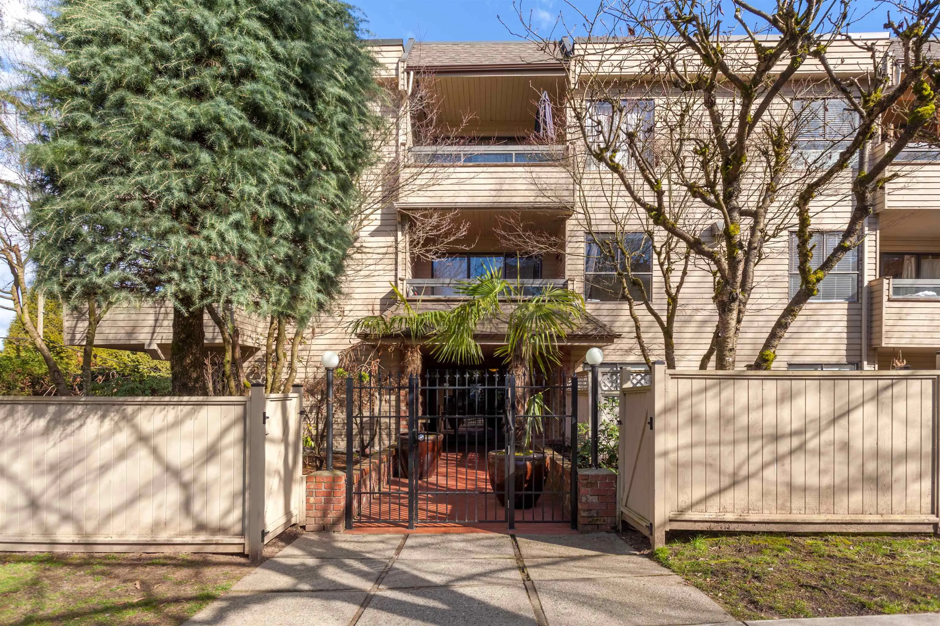 2234 Prince Albert Street #102