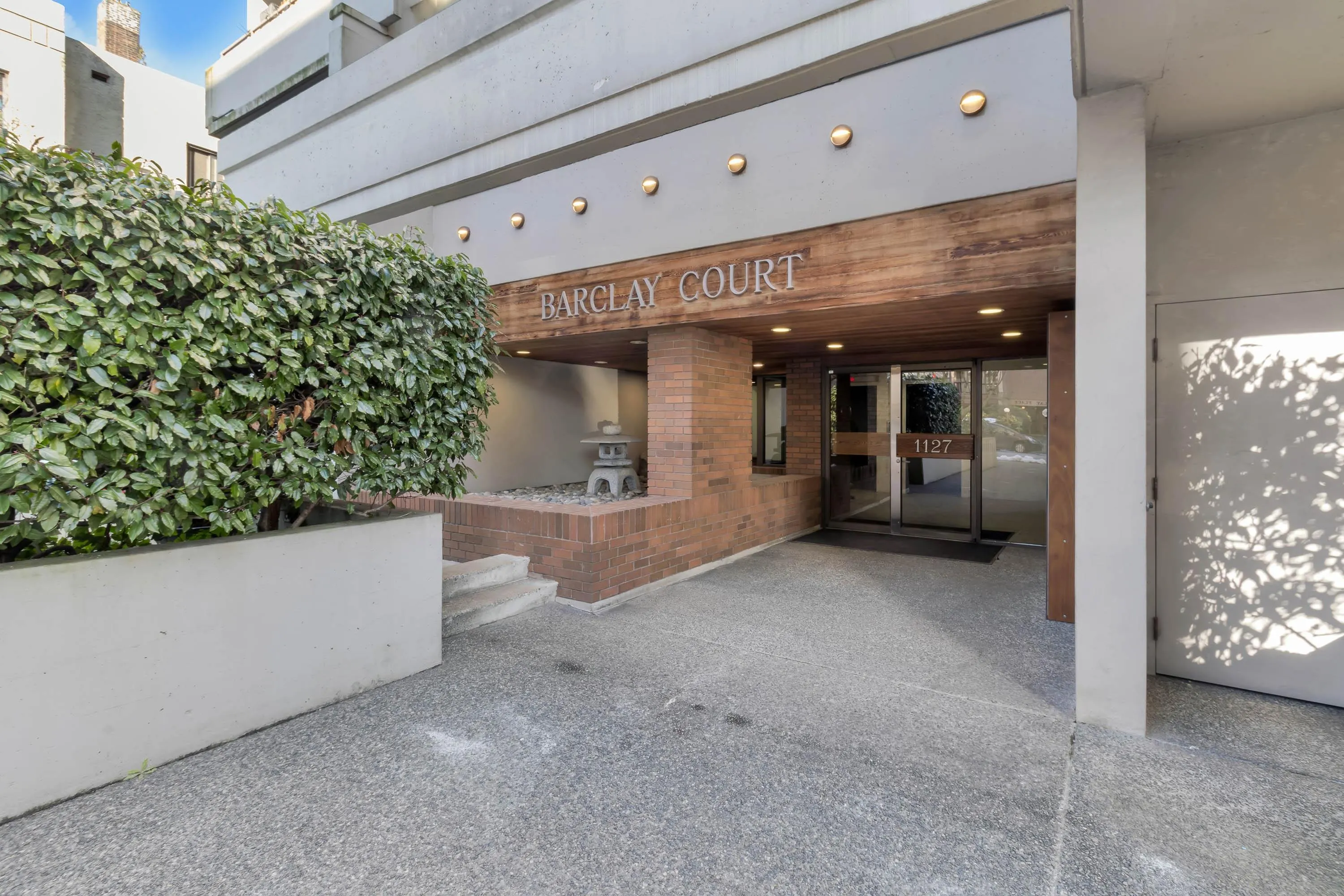 1127 Barclay Street #801