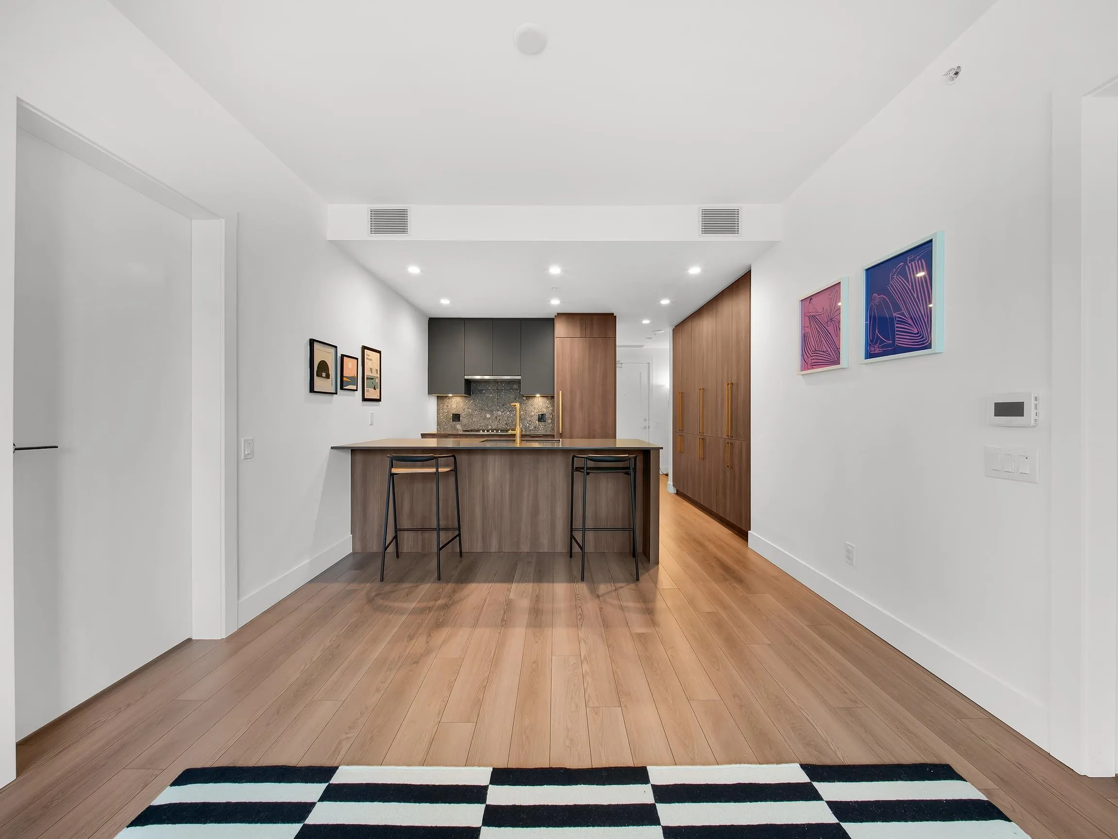 2375 Emery Court #404