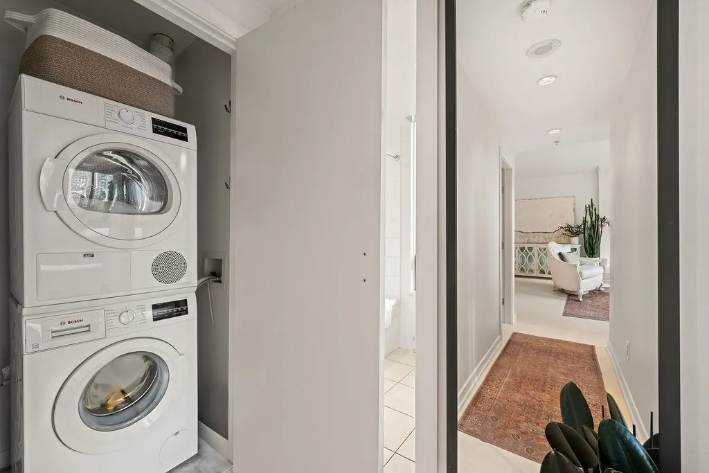 1005 Beach Avenue #601