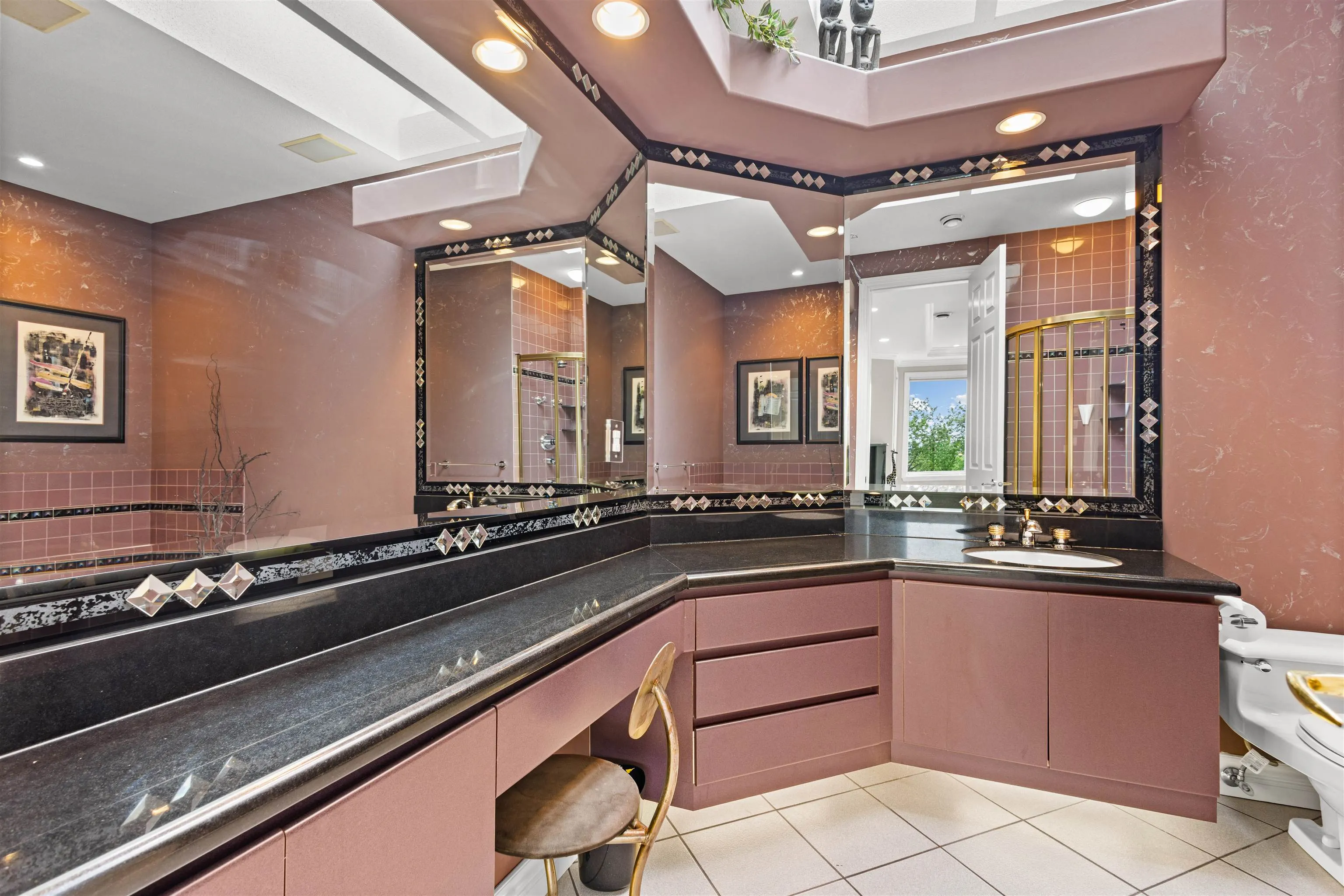 2556 Palisade Crescent