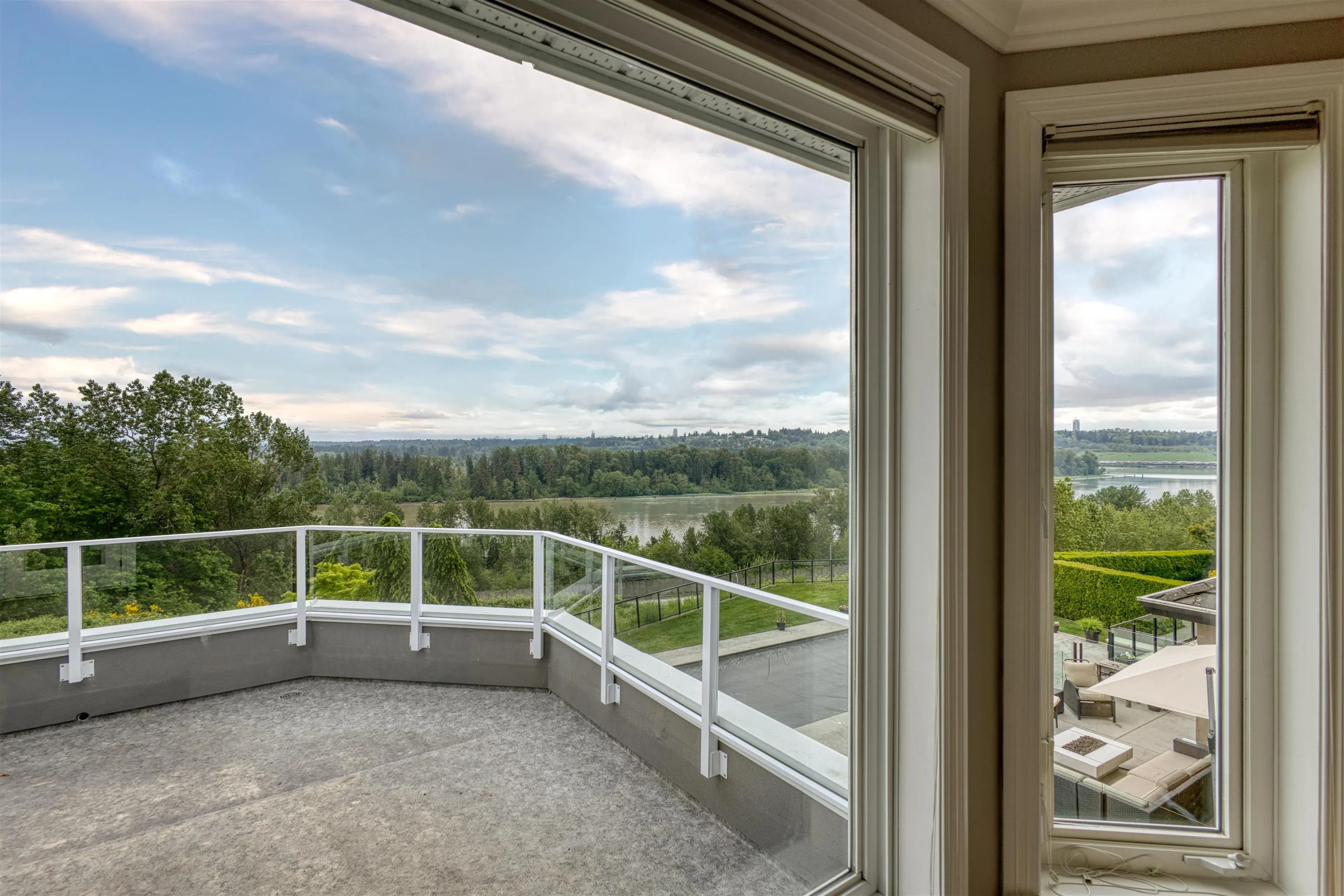 2556 Palisade Crescent