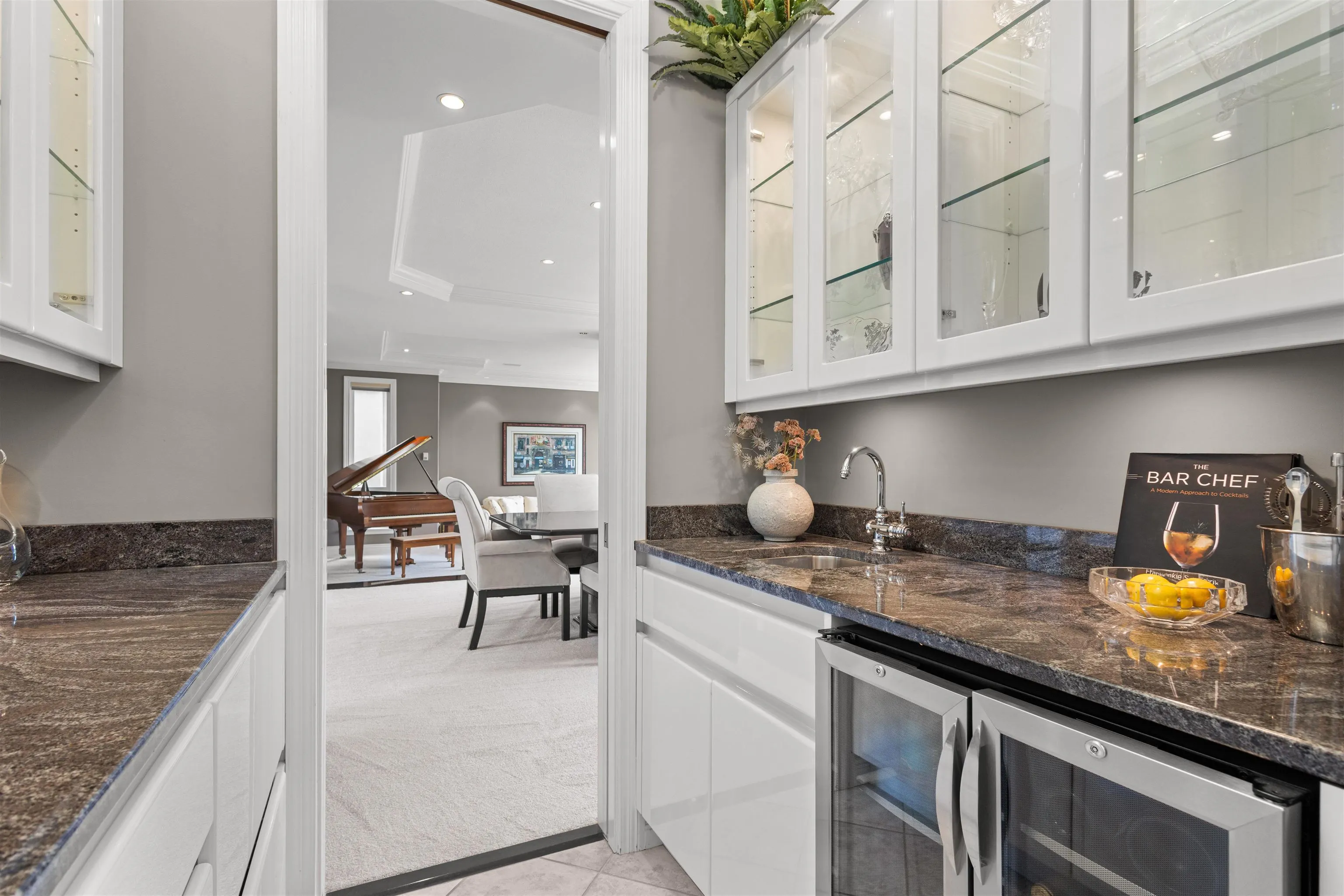 2556 Palisade Crescent