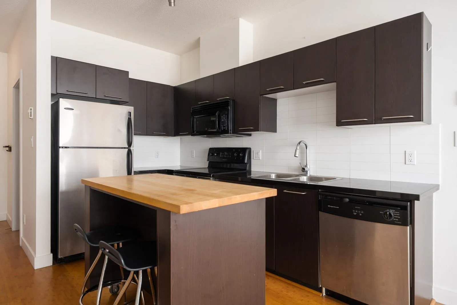 205 E 10th Avenue #410