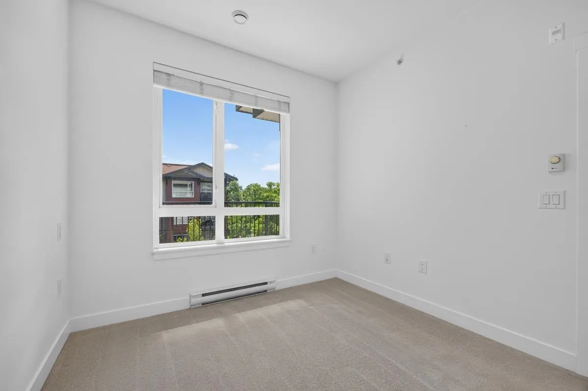 2382 Atkins Avenue #404