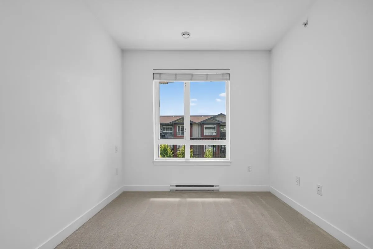 2382 Atkins Avenue #404
