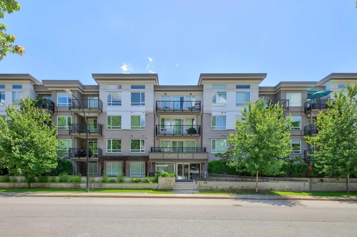 2382 Atkins Avenue #404