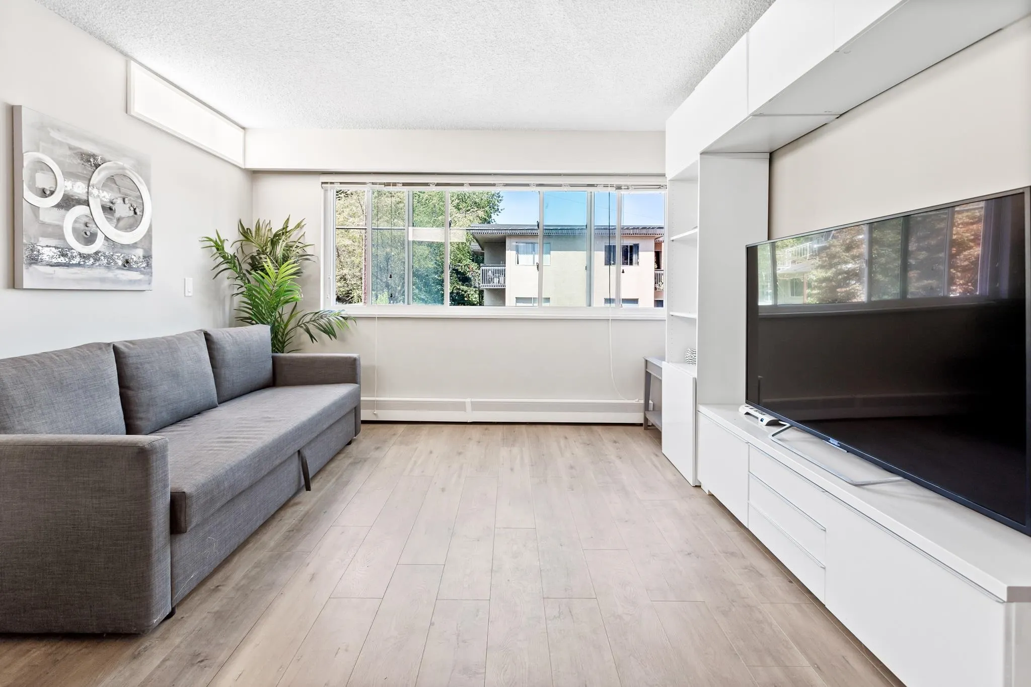 1149 W 11th Avenue #206