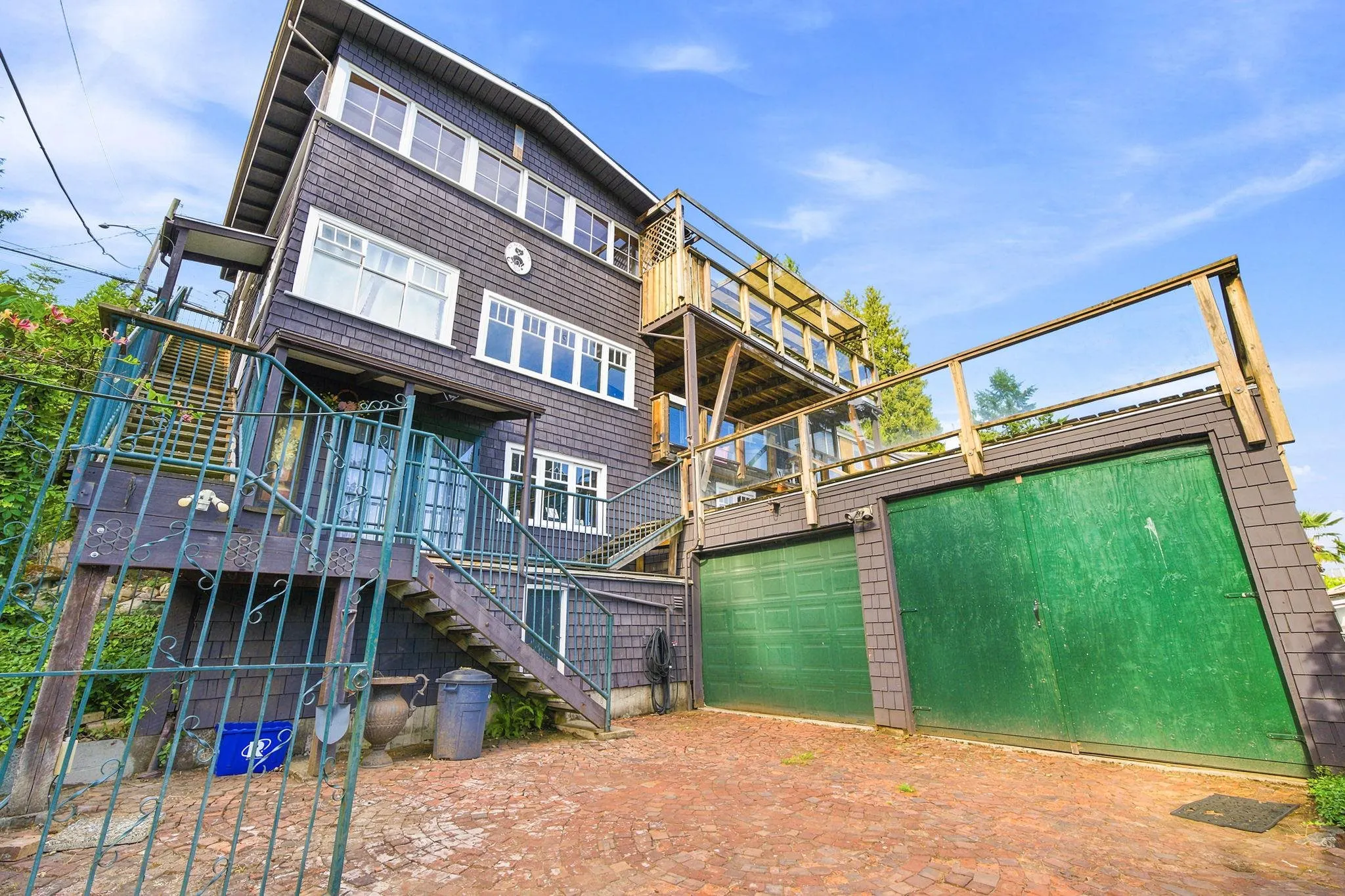 3396 Marine Drive