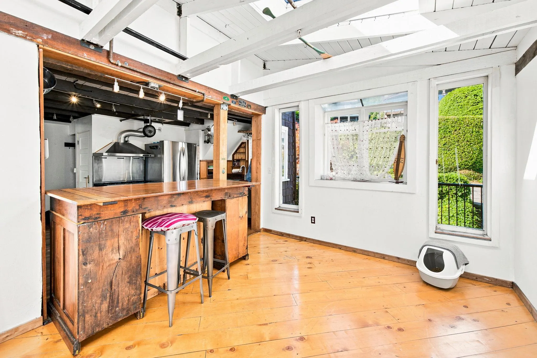 3396 Marine Drive