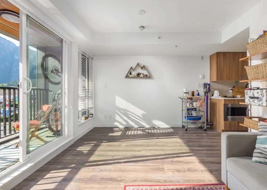 1365 Pemberton Avenue #213