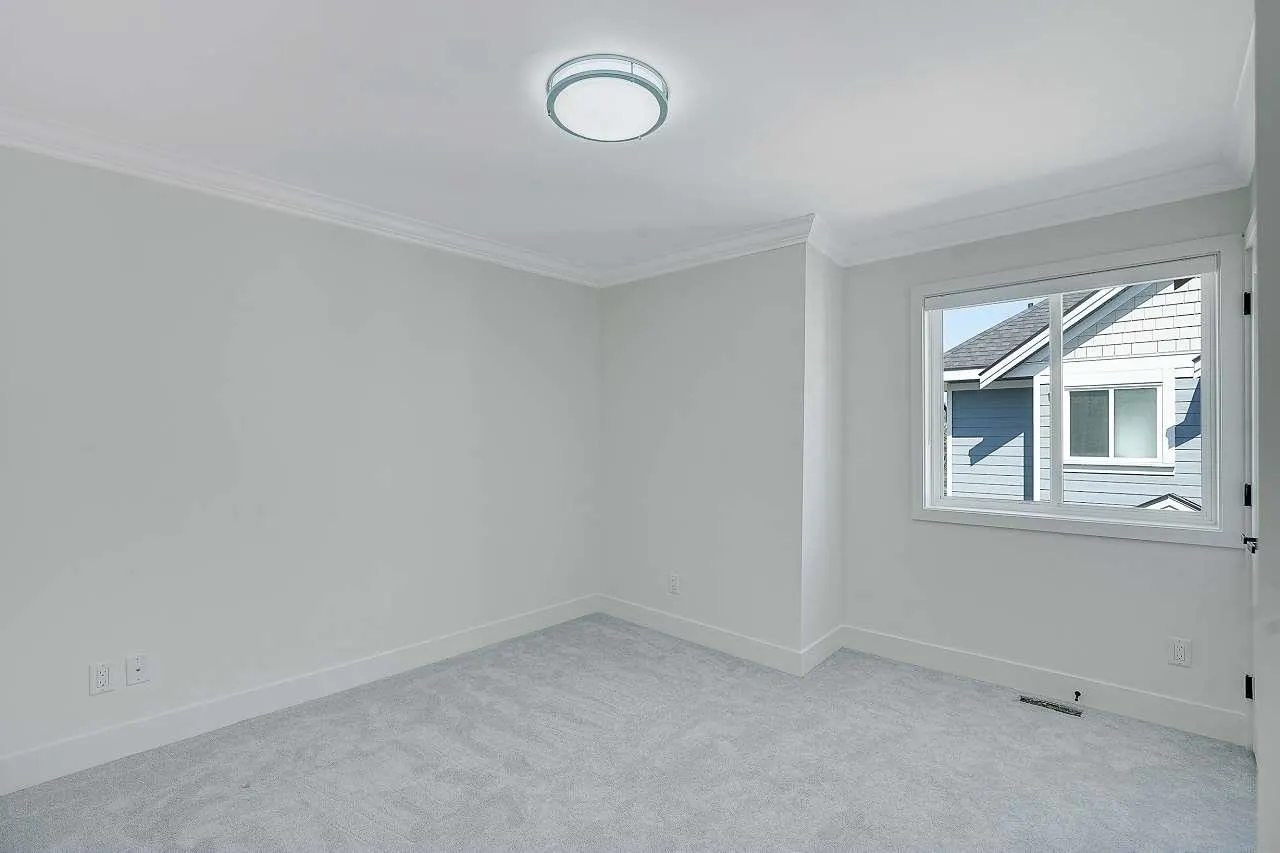608 Ewen Avenue #16