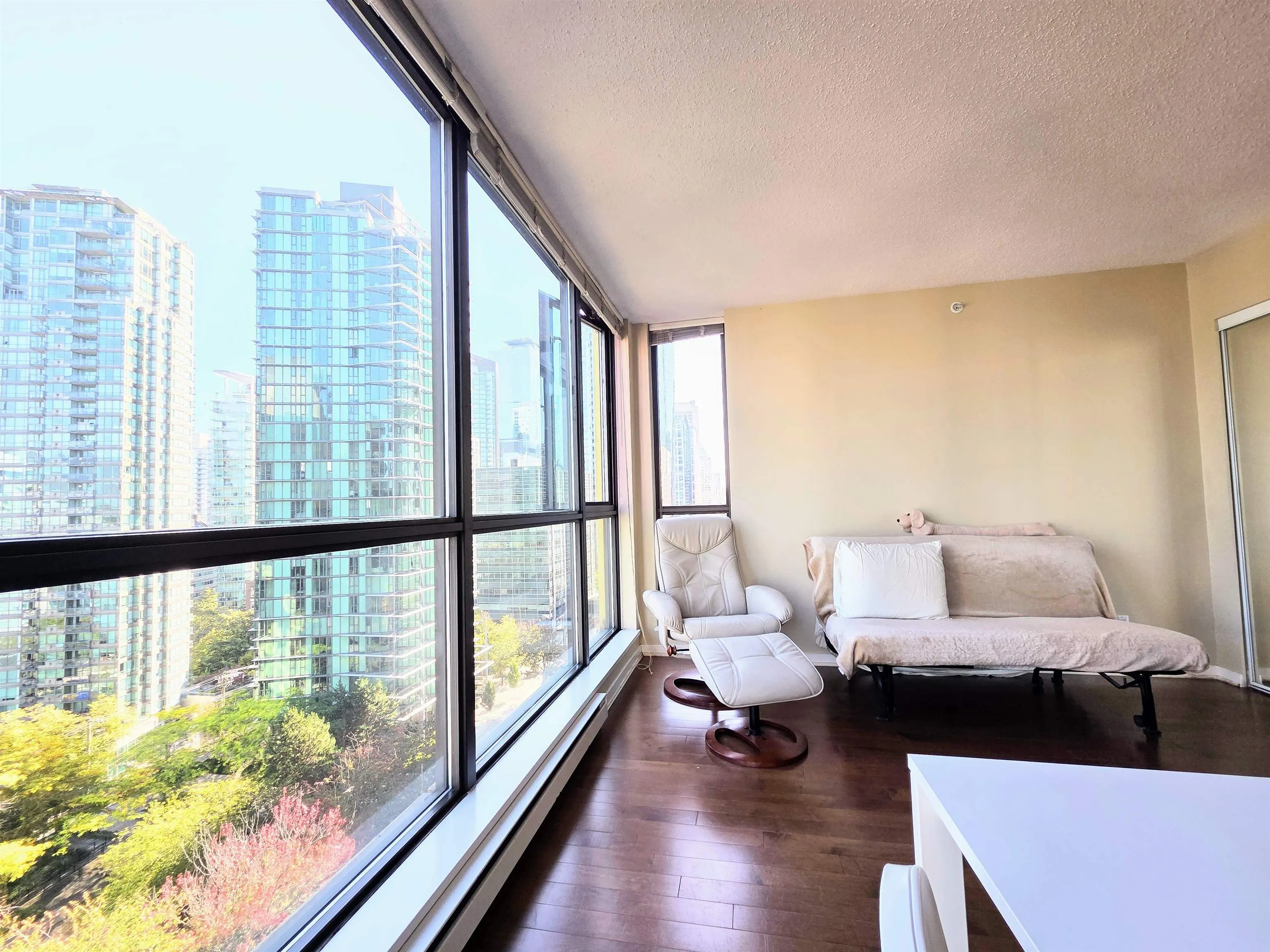 1367 Alberni Street #1109