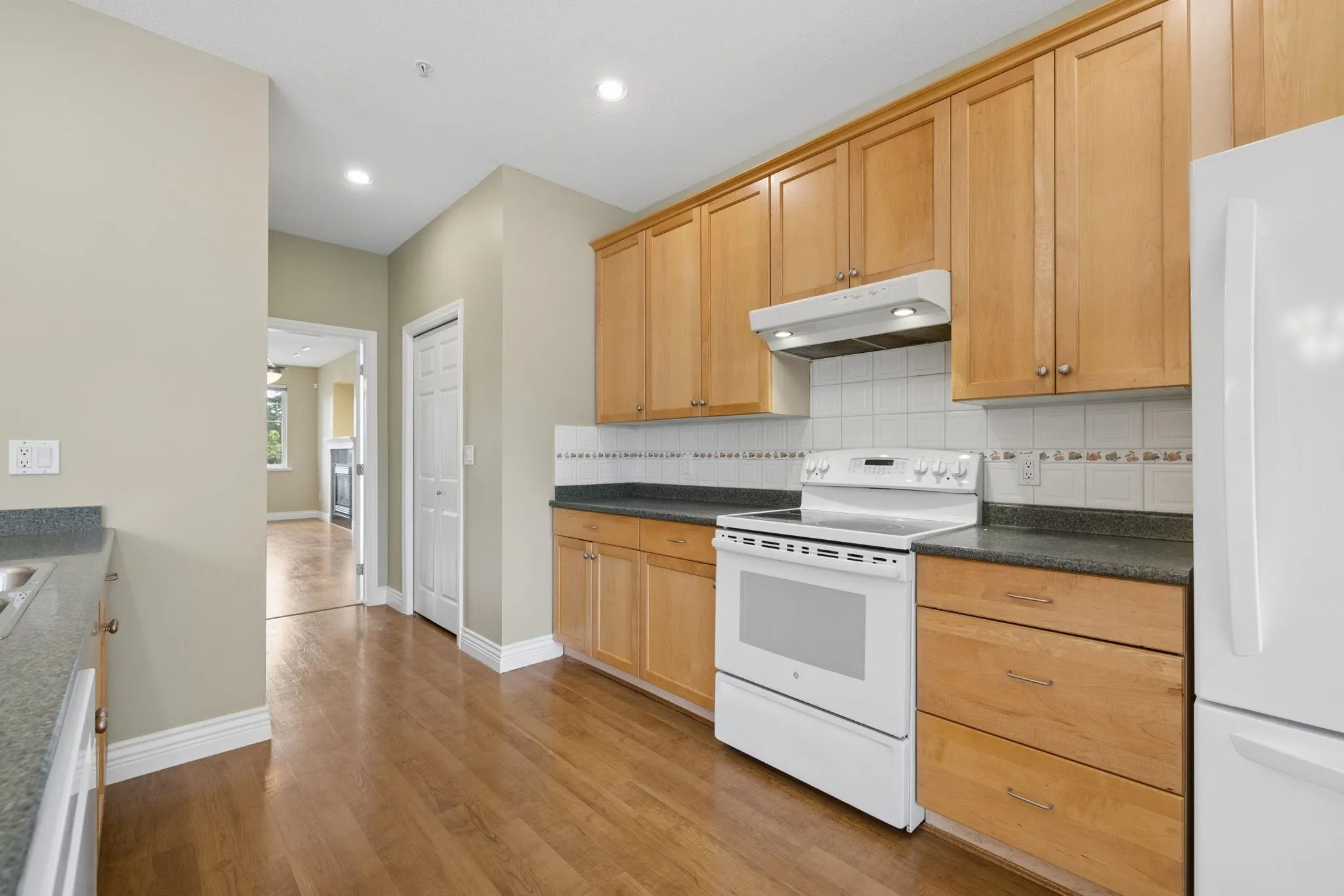 3171 Flint Street #1