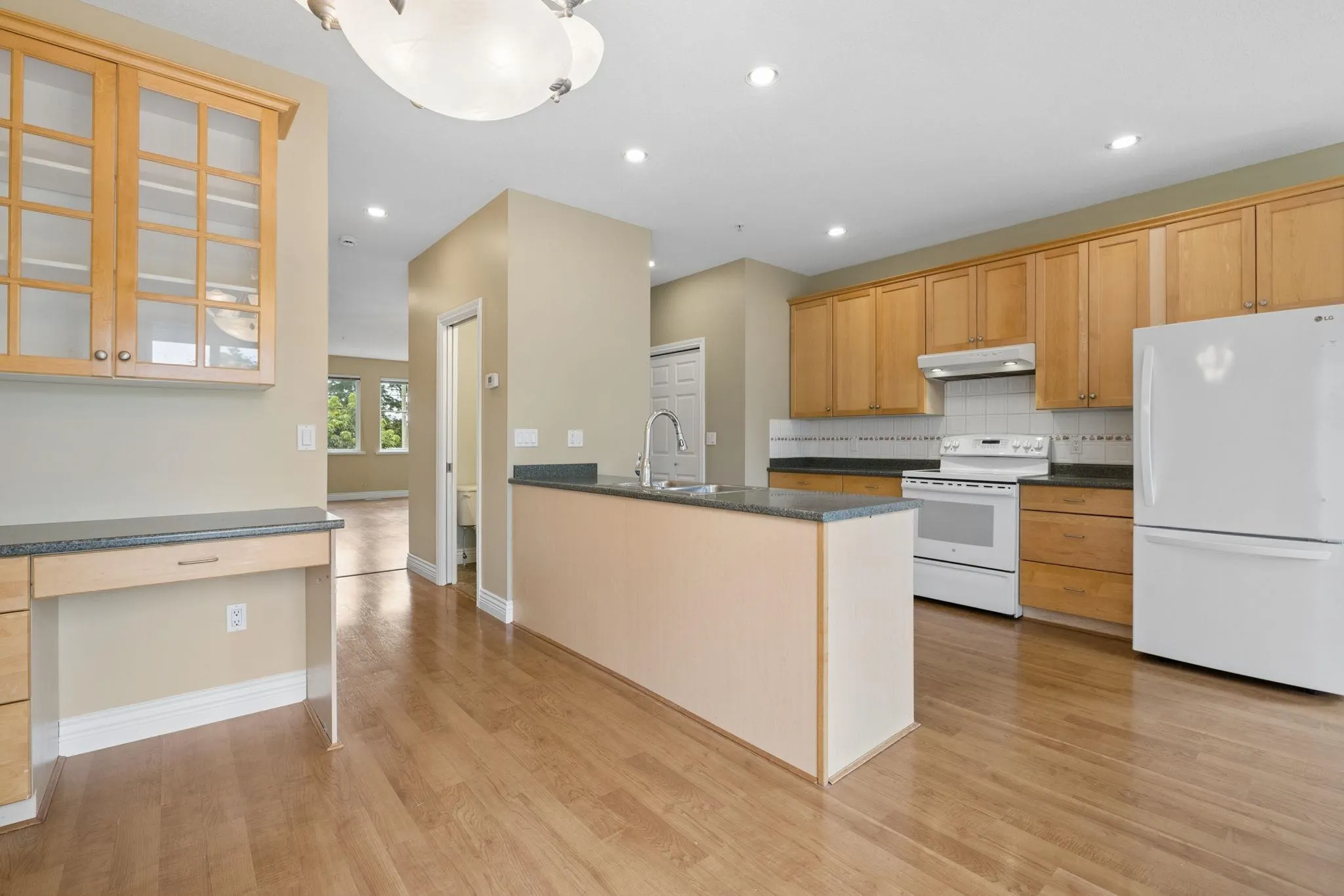3171 Flint Street #1