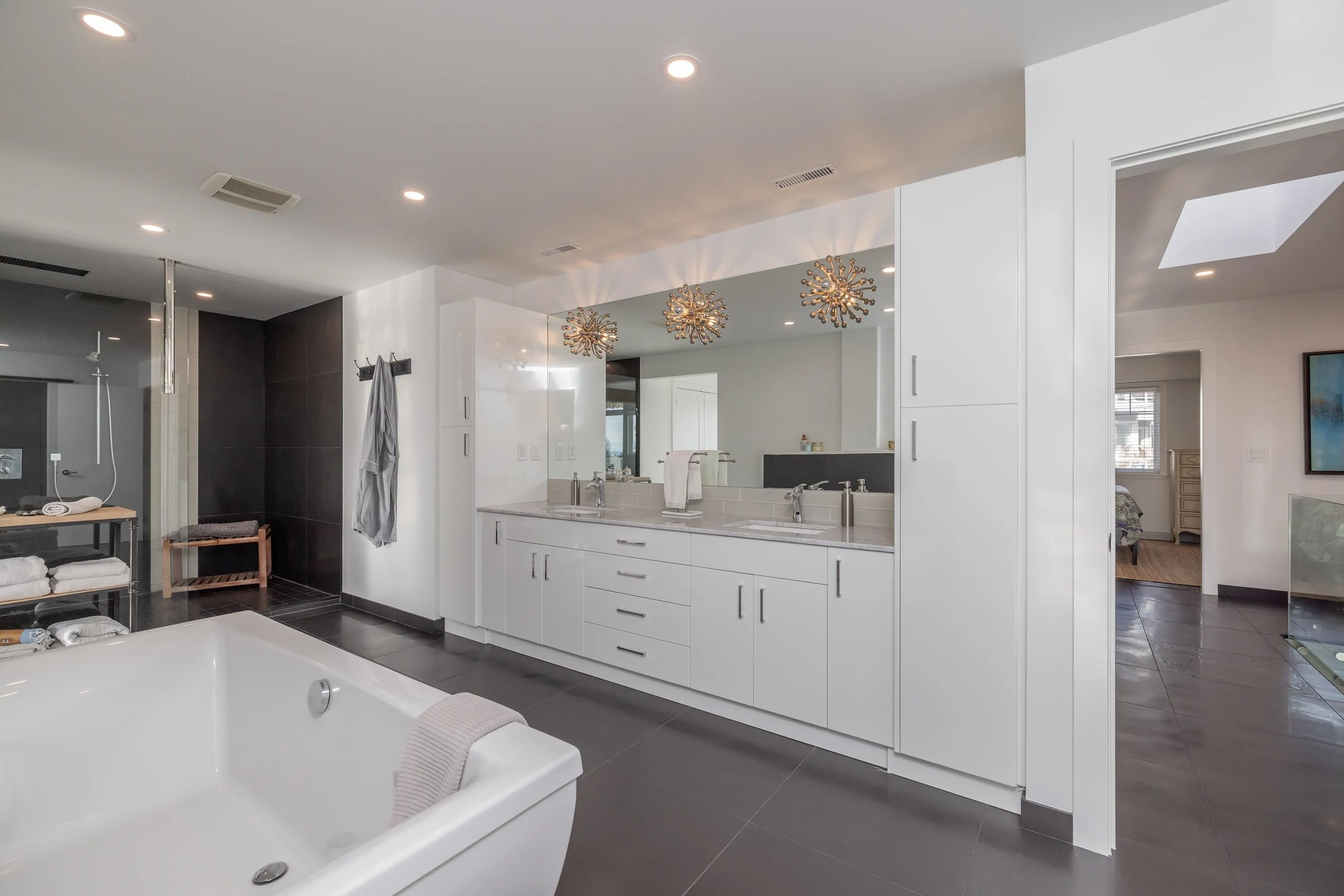 15161 Prospect Avenue #7