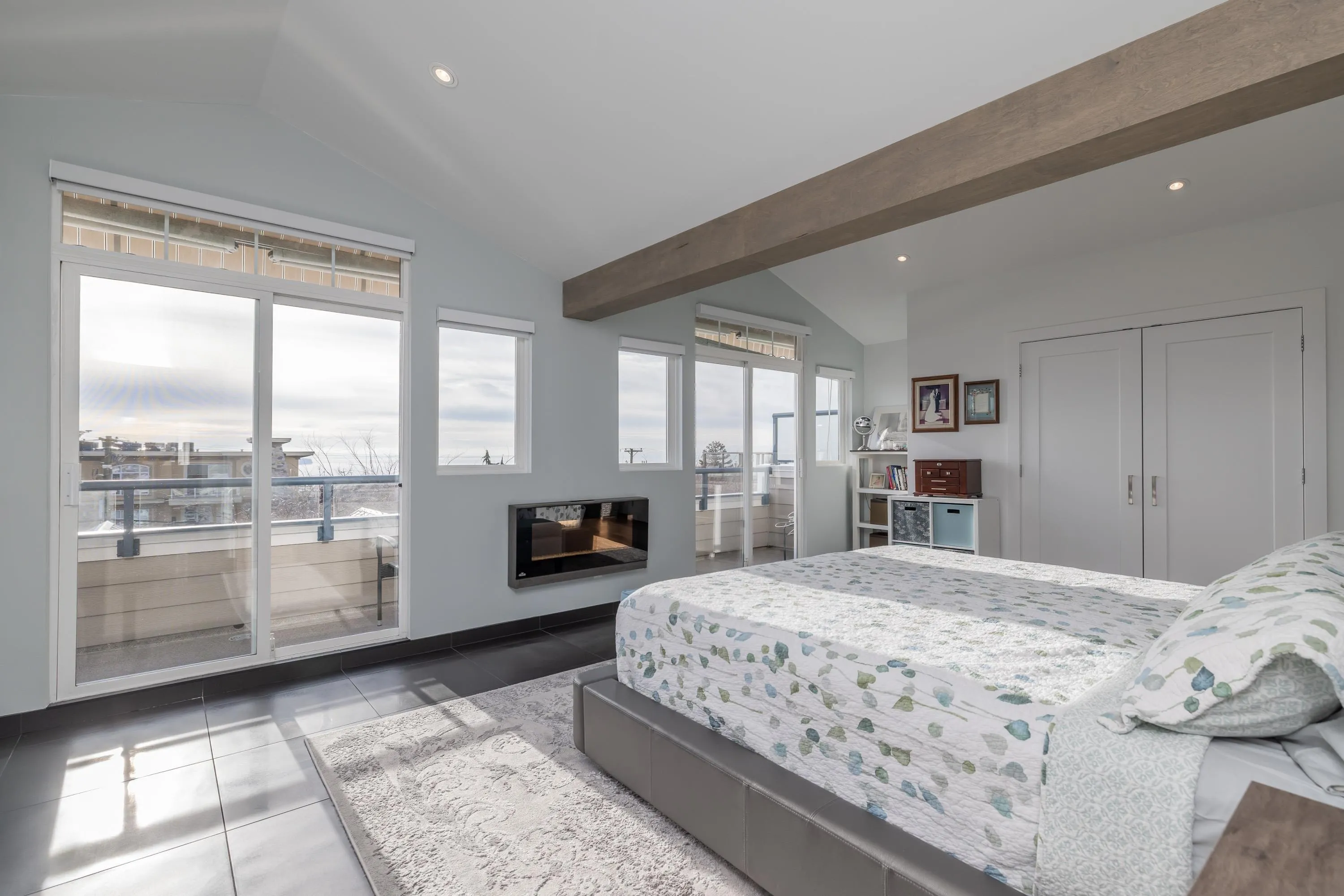 15161 Prospect Avenue #7